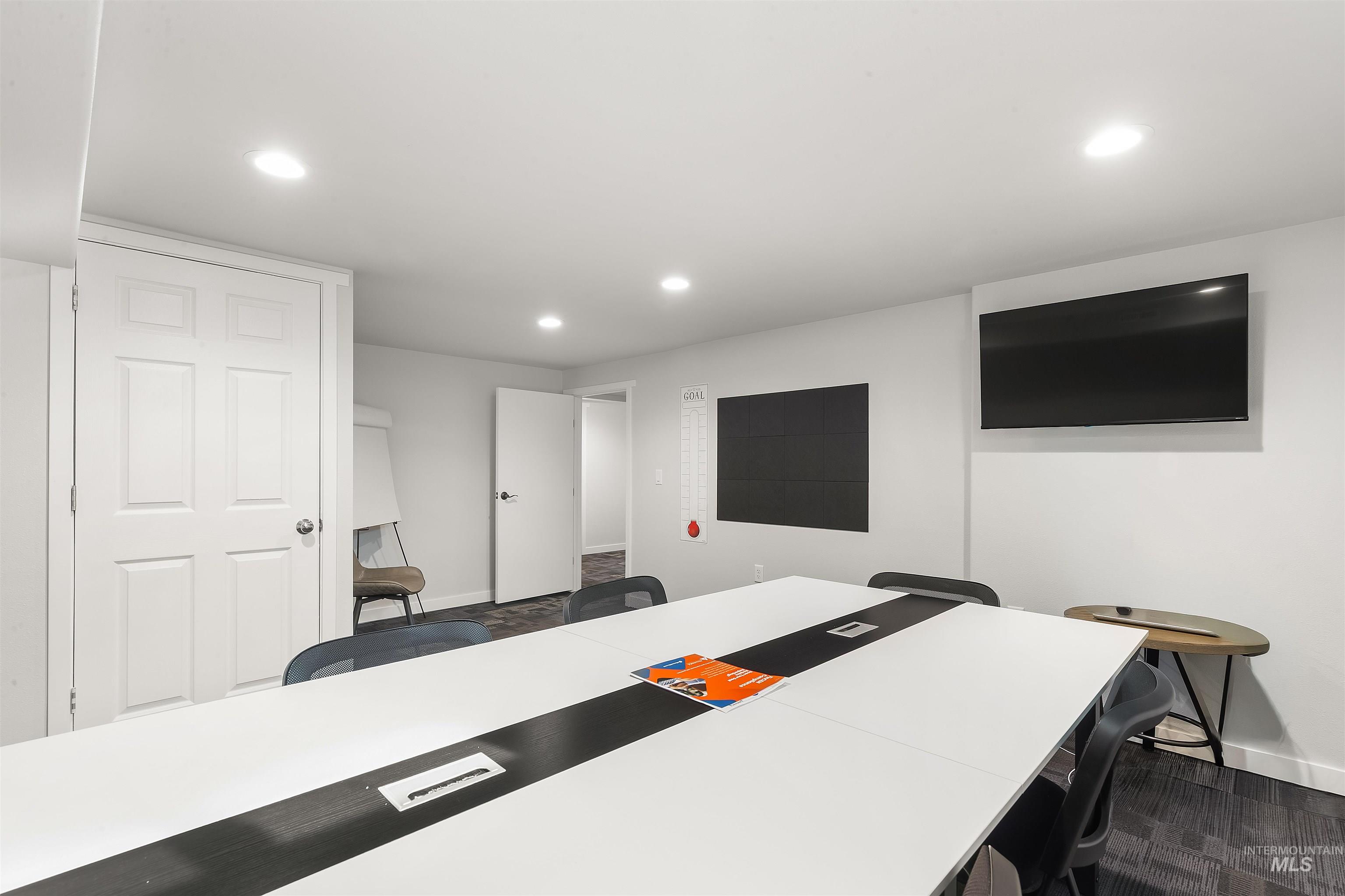 909 Bryden Avenue, Lewiston, Idaho 83501, Business/Commercial For Sale, Price $689,000,MLS 98983098