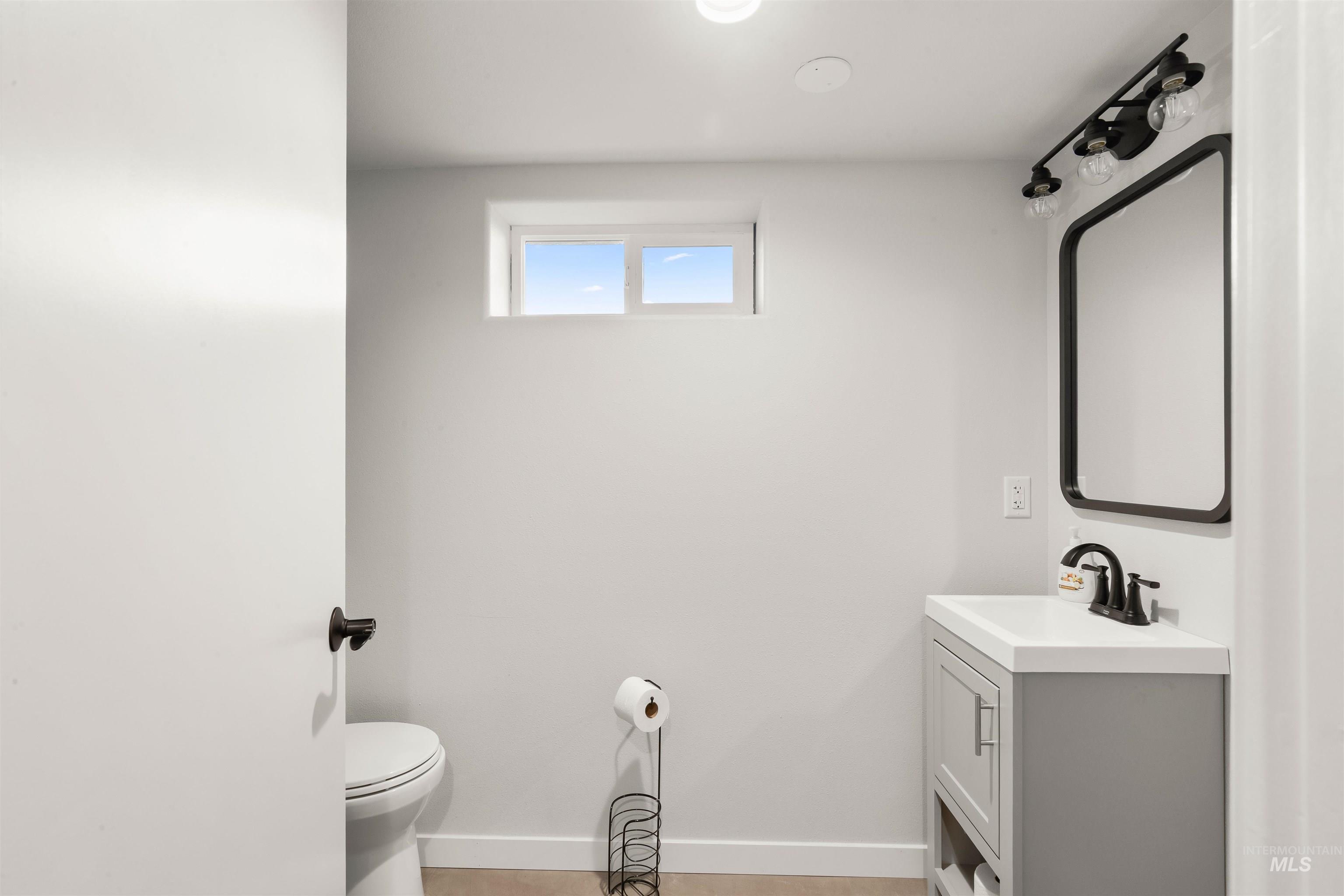 909 Bryden Avenue, Lewiston, Idaho 83501, Business/Commercial For Sale, Price $689,000,MLS 98983098