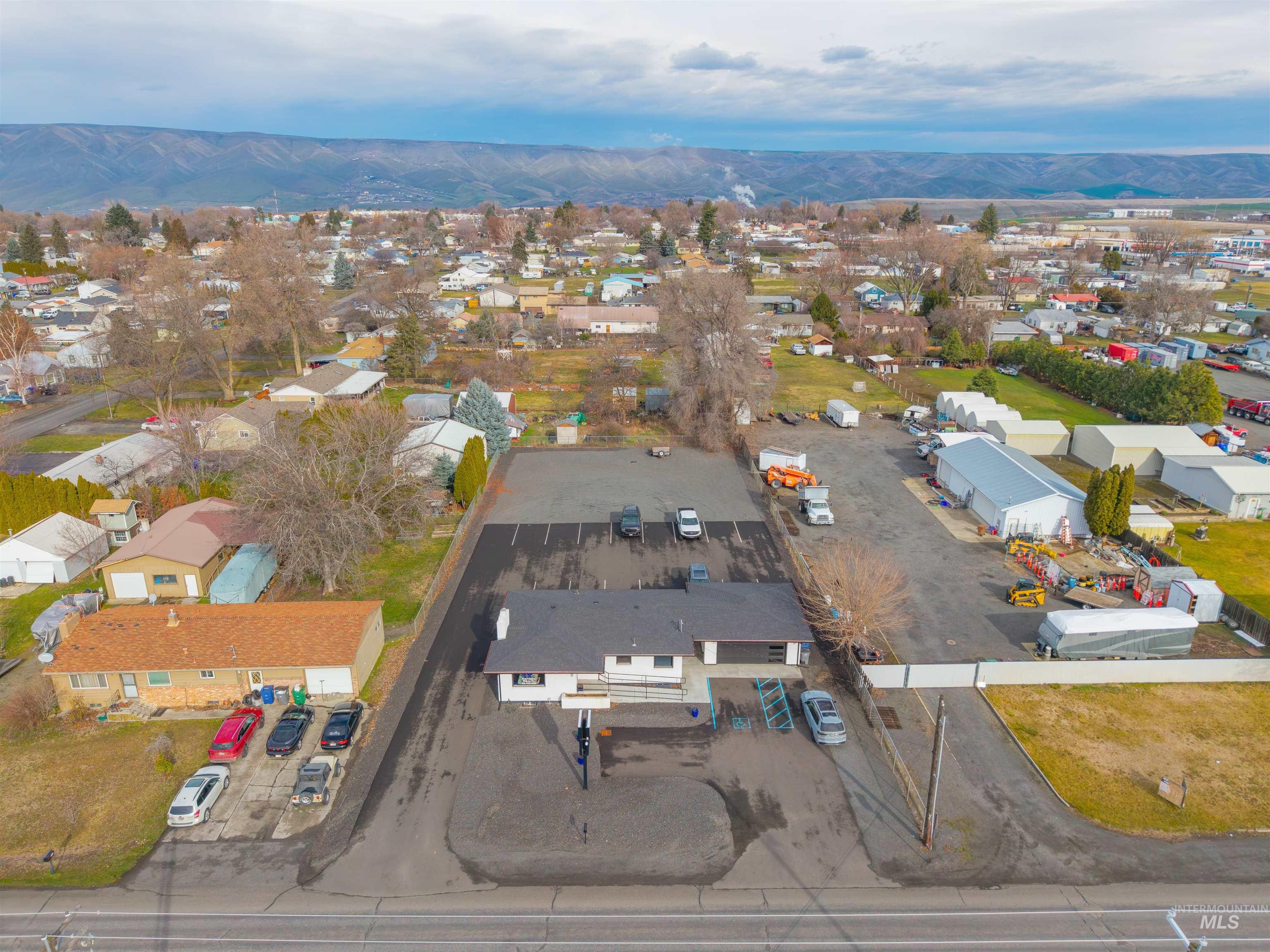 909 Bryden Avenue, Lewiston, Idaho 83501, Business/Commercial For Sale, Price $689,000,MLS 98983098