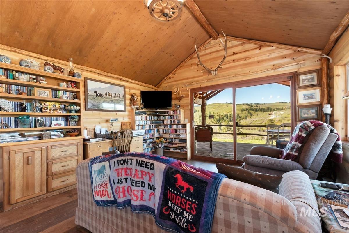 1961 Summit Estates, Cambridge, Idaho 83610, 1 Bedroom, 1 Bathroom, Residential For Sale, Price $450,000,MLS 98983105