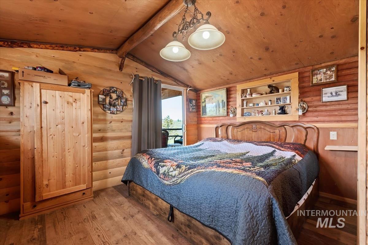 1961 Summit Estates, Cambridge, Idaho 83610, 1 Bedroom, 1 Bathroom, Residential For Sale, Price $450,000,MLS 98983105