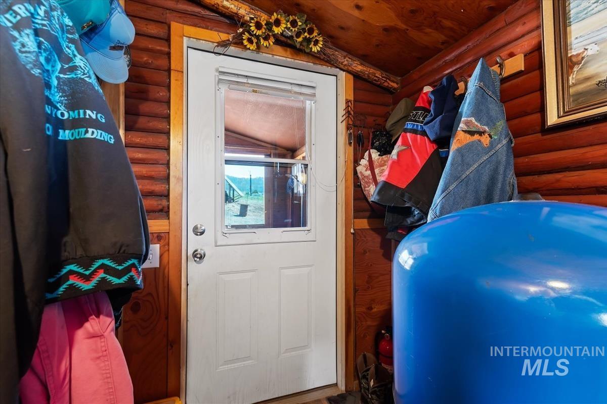 1961 Summit Estates, Cambridge, Idaho 83610, 1 Bedroom, 1 Bathroom, Residential For Sale, Price $450,000,MLS 98983105