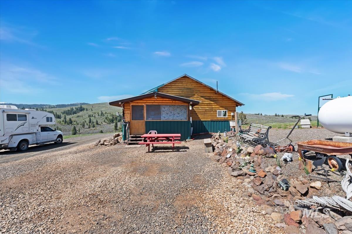 1961 Summit Estates, Cambridge, Idaho 83610, 1 Bedroom, 1 Bathroom, Residential For Sale, Price $450,000,MLS 98983105
