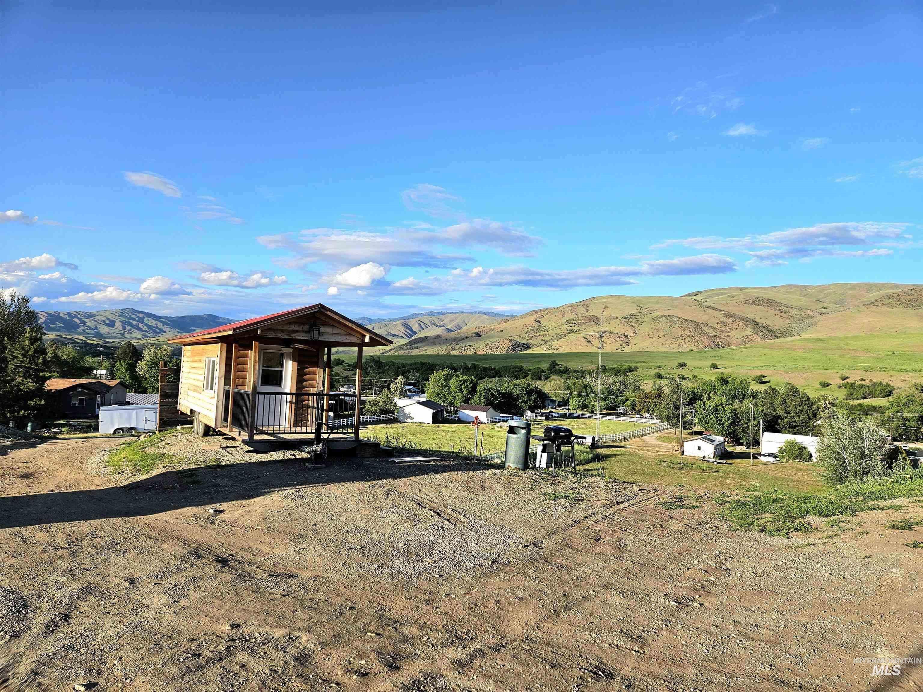 28 Harris Creek Rd, Horseshoe Bend, Idaho 83629, 2 Bedrooms, 1 Bathroom, Residential Income For Sale, Price $3,300,000,MLS 98983106