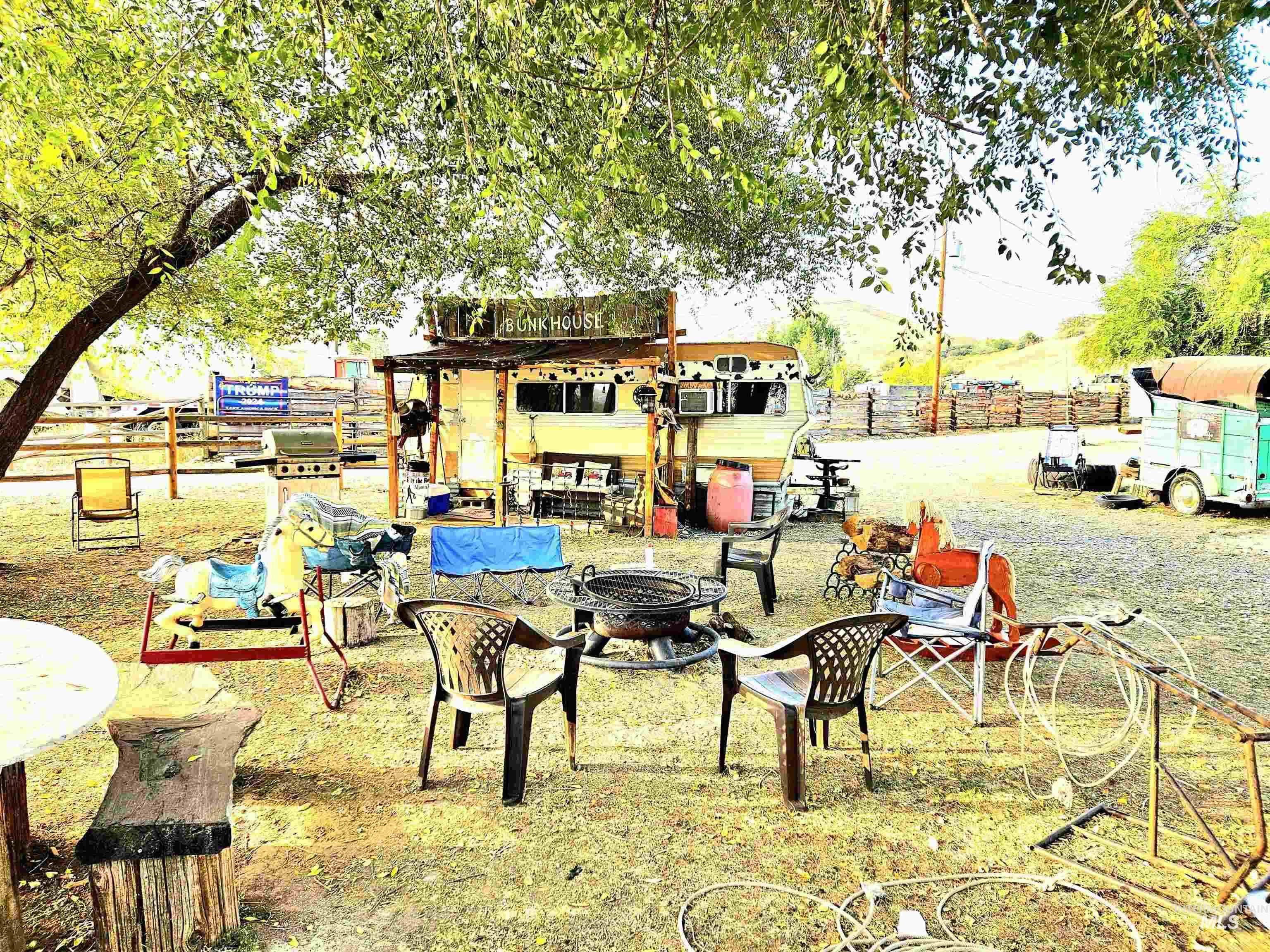 28 Harris Creek Rd, Horseshoe Bend, Idaho 83629, 2 Bedrooms, 1 Bathroom, Residential Income For Sale, Price $3,300,000,MLS 98983106