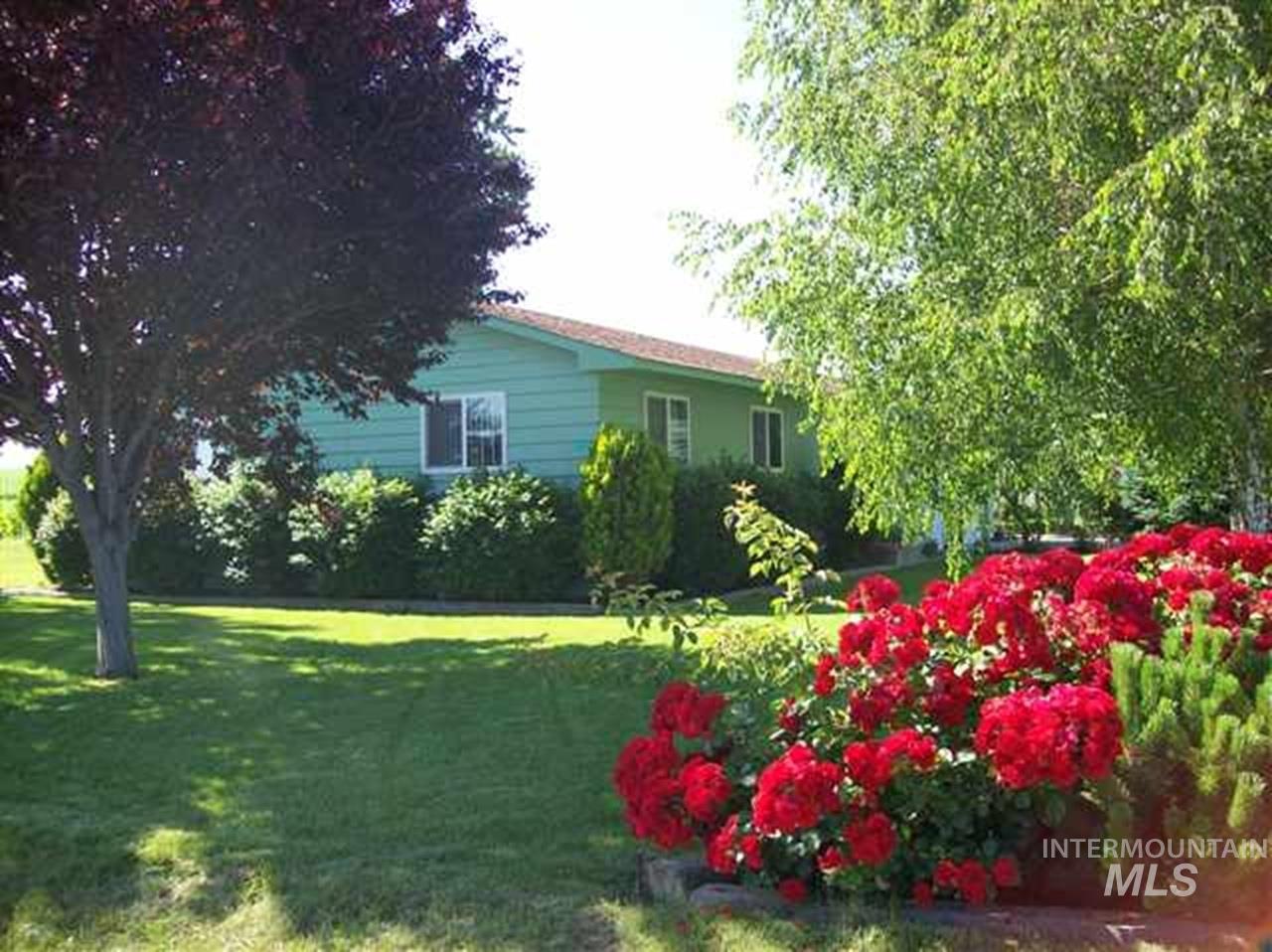 721 Mendiola Rd, Nyssa, Oregon 97913, 3 Bedrooms, 1 Bathroom, Residential For Sale, Price $1,100,000,MLS 98983108