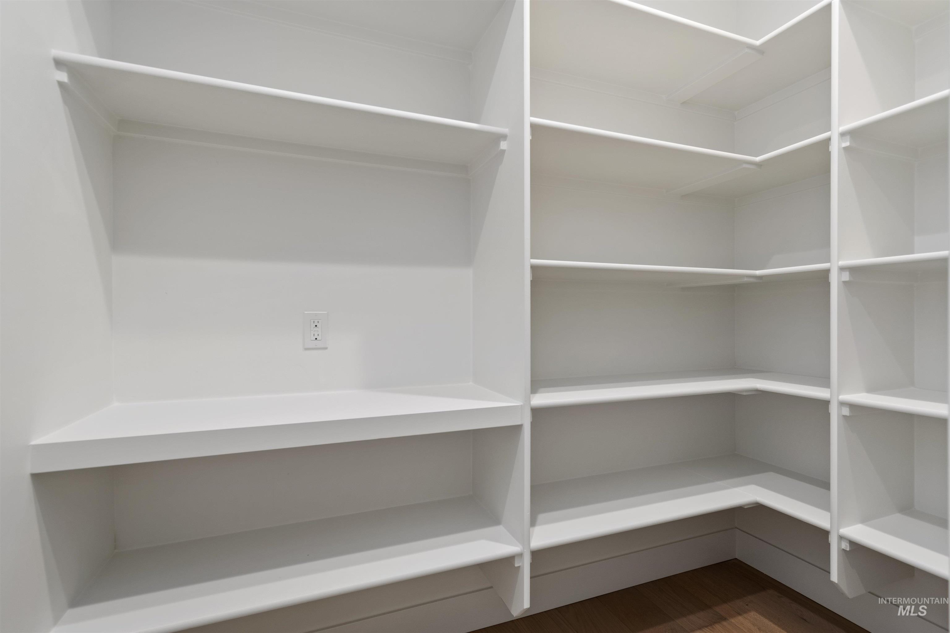 10858 W Cruden Bay Ln, Kuna, Idaho 83634, 4 Bedrooms, 2 Bathrooms, Residential For Sale, Price $659,880, 98983110