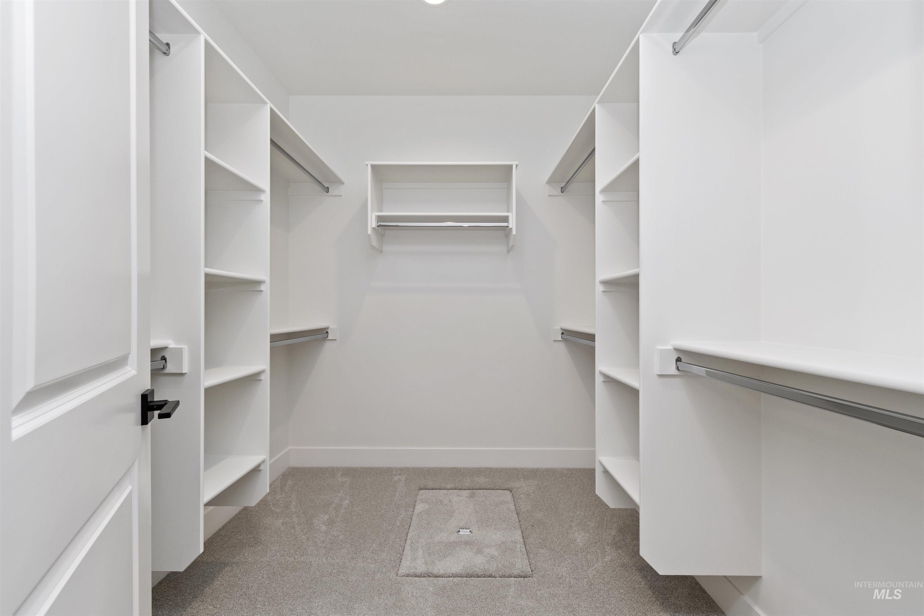 10858 W Cruden Bay Ln, Kuna, Idaho 83634, 4 Bedrooms, 2 Bathrooms, Residential For Sale, Price $659,880, 98983110