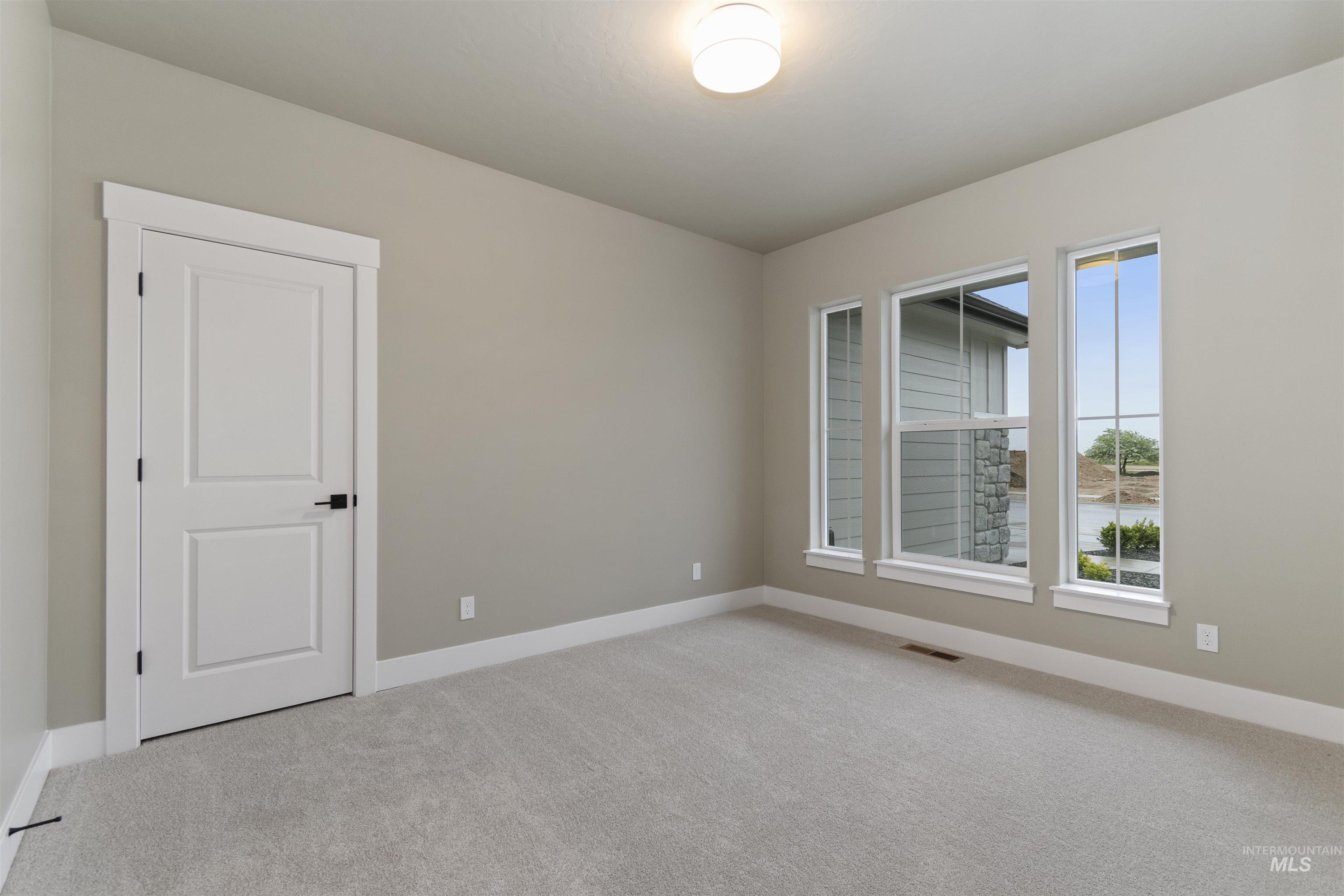 10858 W Cruden Bay Ln, Kuna, Idaho 83634, 4 Bedrooms, 2 Bathrooms, Residential For Sale, Price $659,880, 98983110