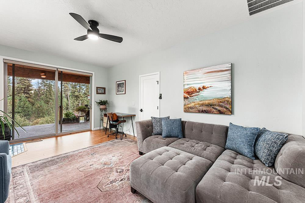 86 Tacoma Place, Garden Valley, Idaho 83622, 3 Bedrooms, 2.5 Bathrooms, Residential For Sale, Price $3,500,000,MLS 98983111