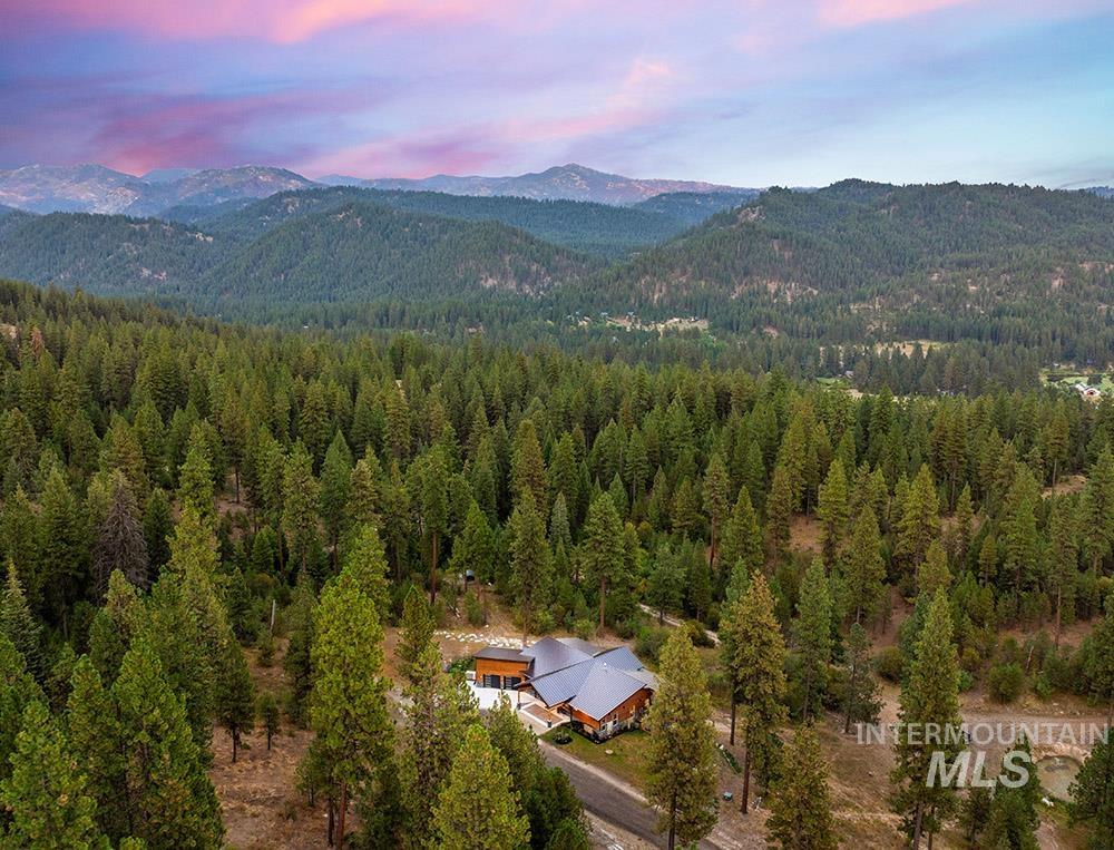 86 Tacoma Place, Garden Valley, Idaho 83622, 3 Bedrooms, 2.5 Bathrooms, Residential For Sale, Price $3,500,000,MLS 98983111