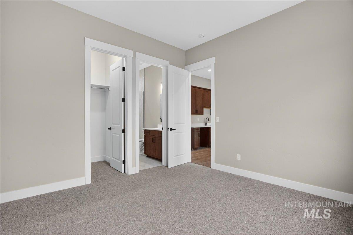 2431 N Black Fire Ave, Star, Idaho 83669, 4 Bedrooms, 3 Bathrooms, Residential For Sale, Price $699,990, 98983112