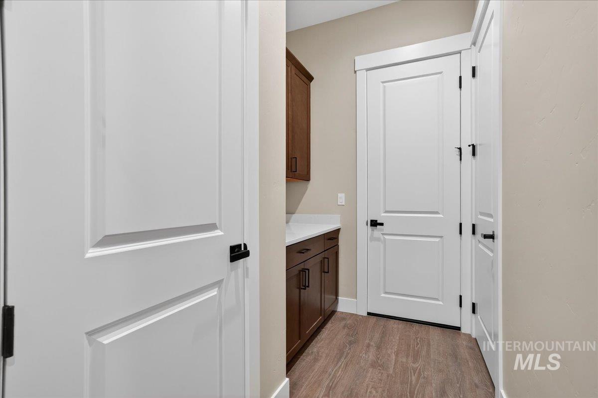 2431 N Black Fire Ave, Star, Idaho 83669, 4 Bedrooms, 3 Bathrooms, Residential For Sale, Price $699,990, 98983112