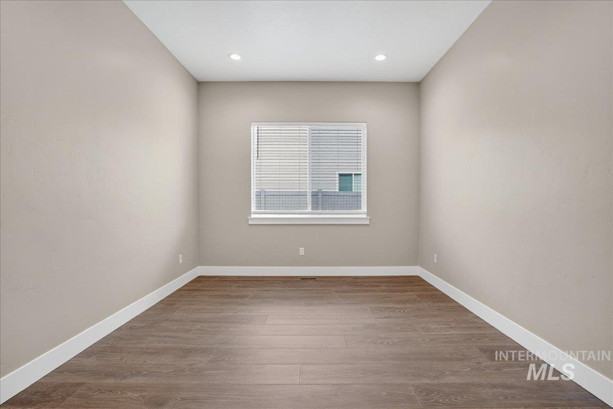 2431 N Black Fire Ave, Star, Idaho 83669, 4 Bedrooms, 3 Bathrooms, Residential For Sale, Price $699,990, 98983112