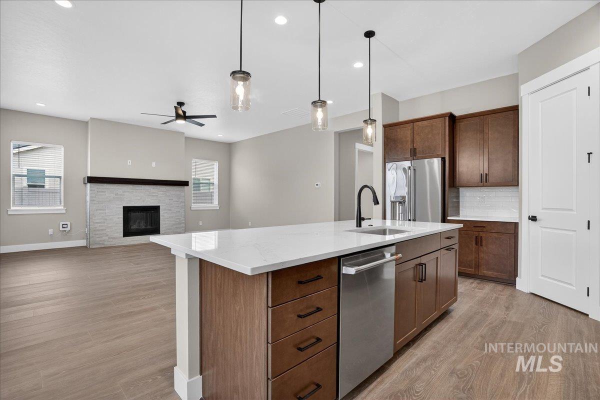 2431 N Black Fire Ave, Star, Idaho 83669, 4 Bedrooms, 3 Bathrooms, Residential For Sale, Price $699,990, 98983112