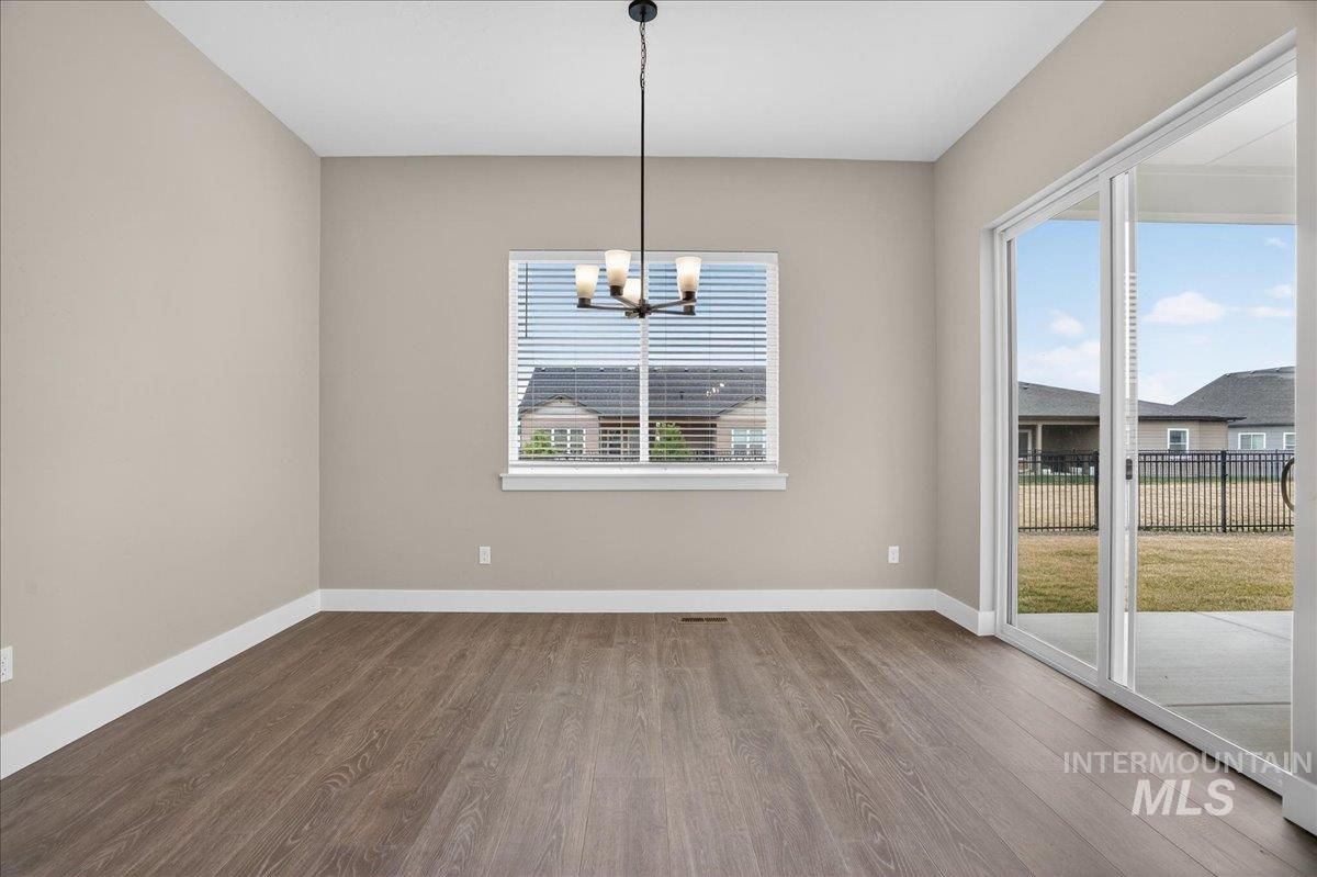 2431 N Black Fire Ave, Star, Idaho 83669, 4 Bedrooms, 3 Bathrooms, Residential For Sale, Price $699,990, 98983112