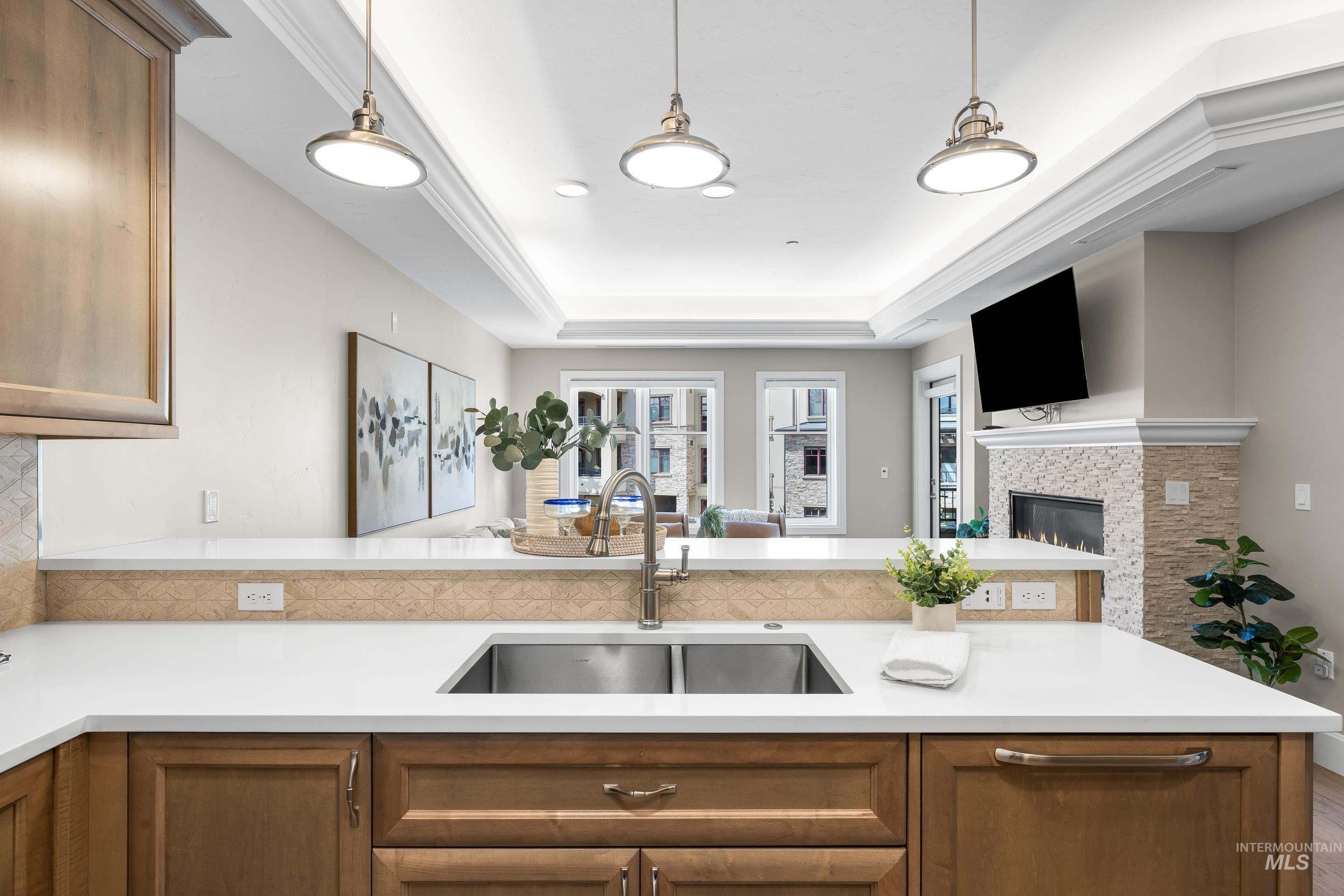 2967 W Crescent Rim Dr #206, Boise, Idaho 83706, 1 Bedroom, 1 Bathroom, Residential For Sale, Price $585,000, 98983113