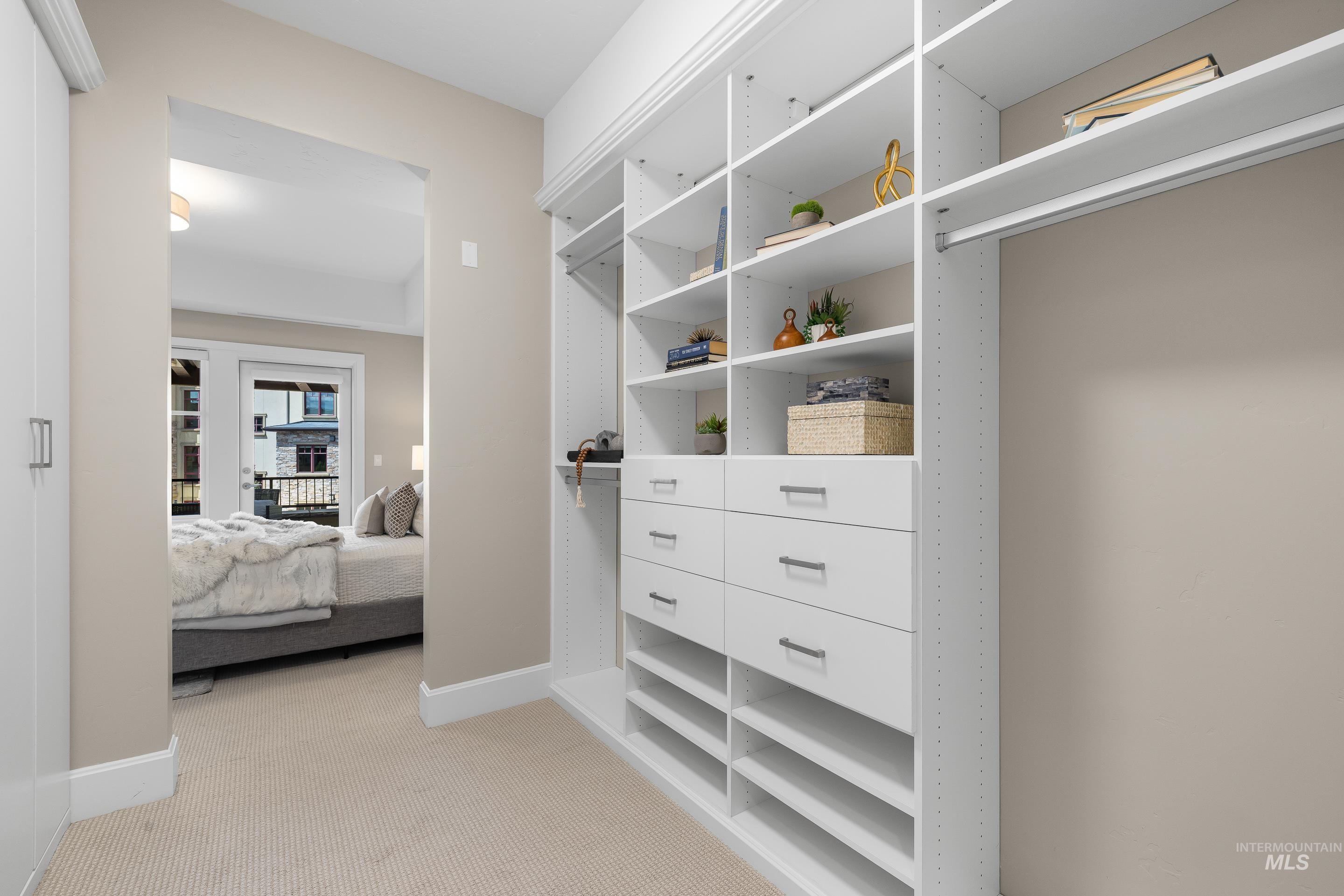 2967 W Crescent Rim Dr #206, Boise, Idaho 83706, 1 Bedroom, 1 Bathroom, Residential For Sale, Price $585,000, 98983113