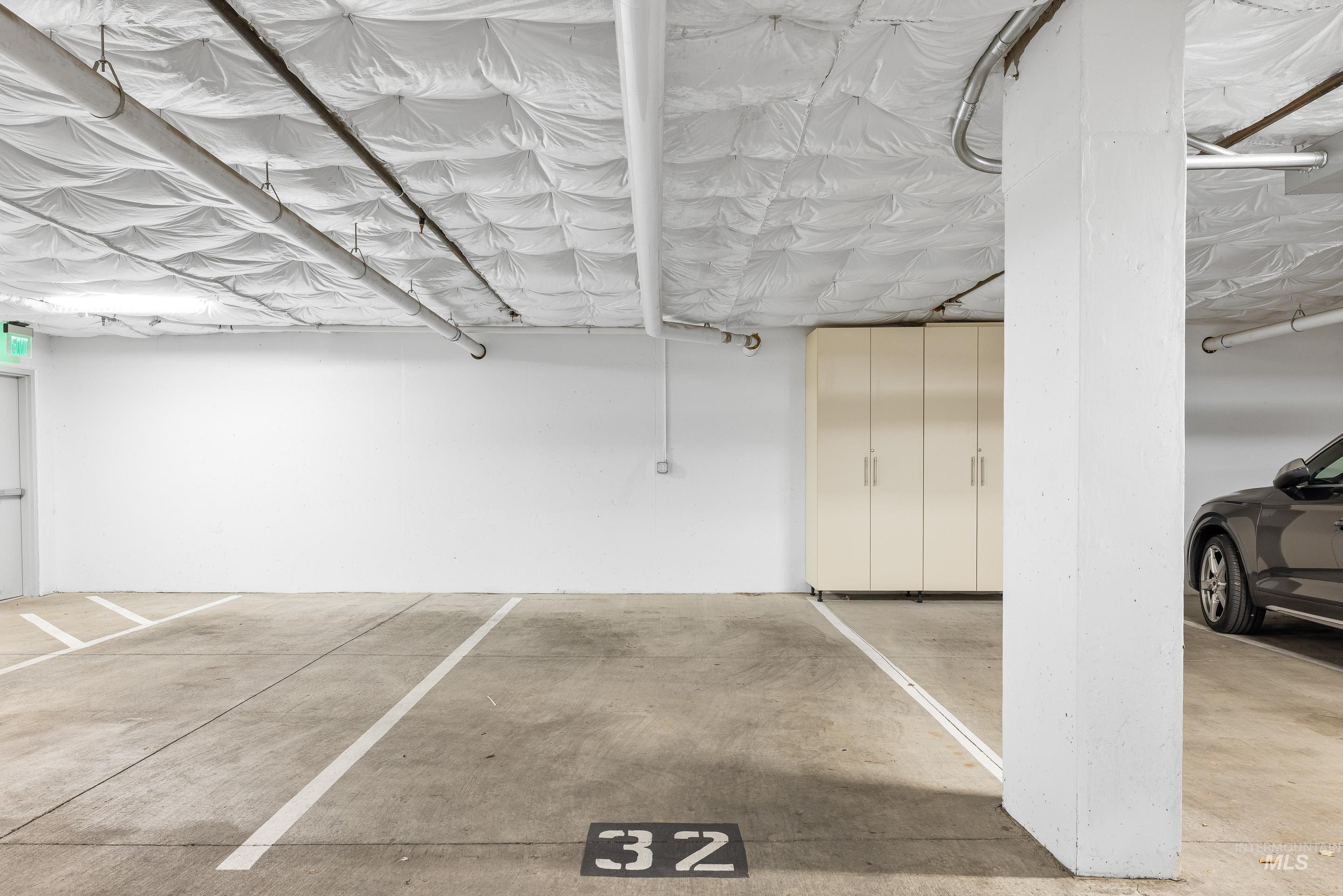 2967 W Crescent Rim Dr #206, Boise, Idaho 83706, 1 Bedroom, 1 Bathroom, Residential For Sale, Price $585,000, 98983113