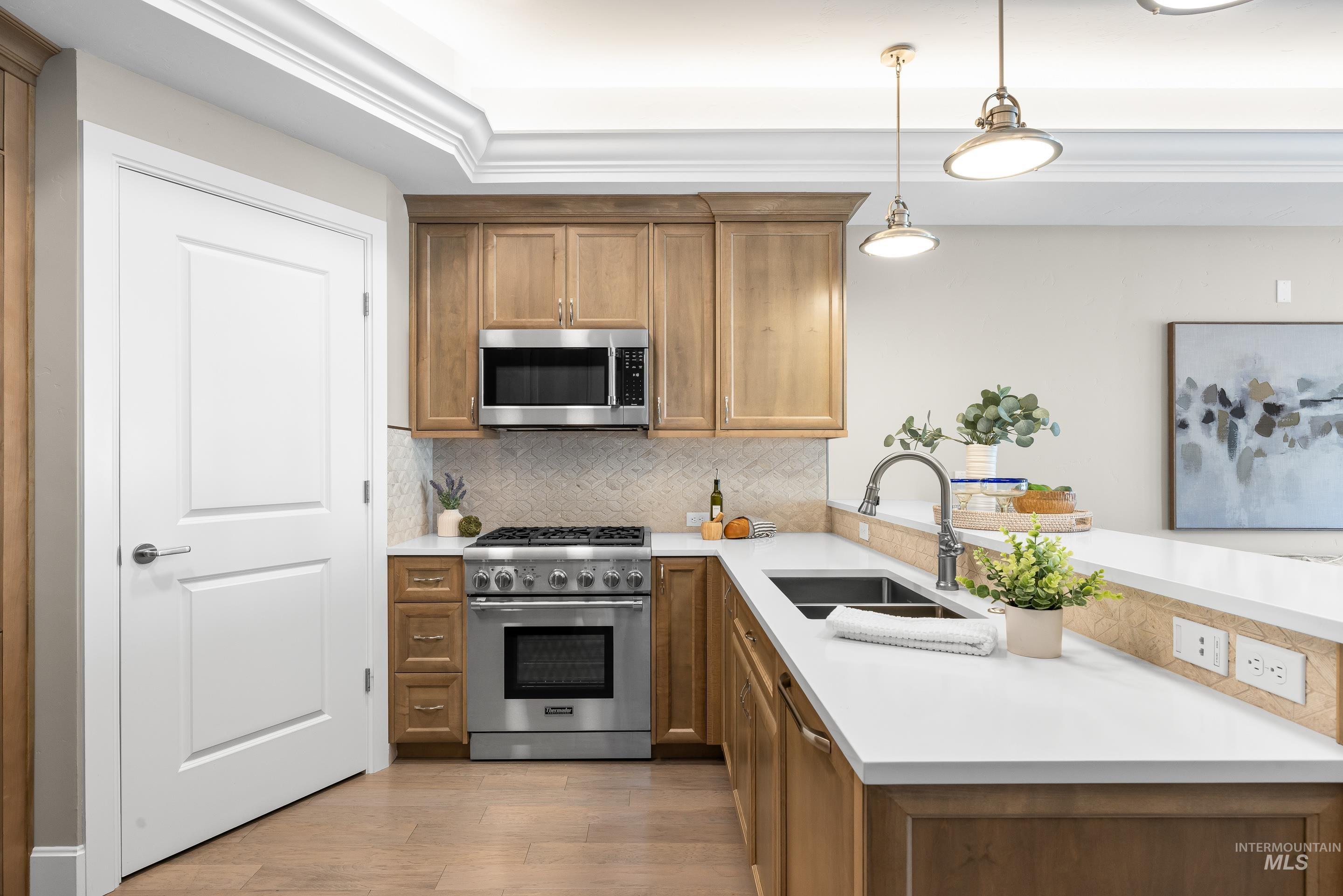 2967 W Crescent Rim Dr #206, Boise, Idaho 83706, 1 Bedroom, 1 Bathroom, Residential For Sale, Price $585,000, 98983113