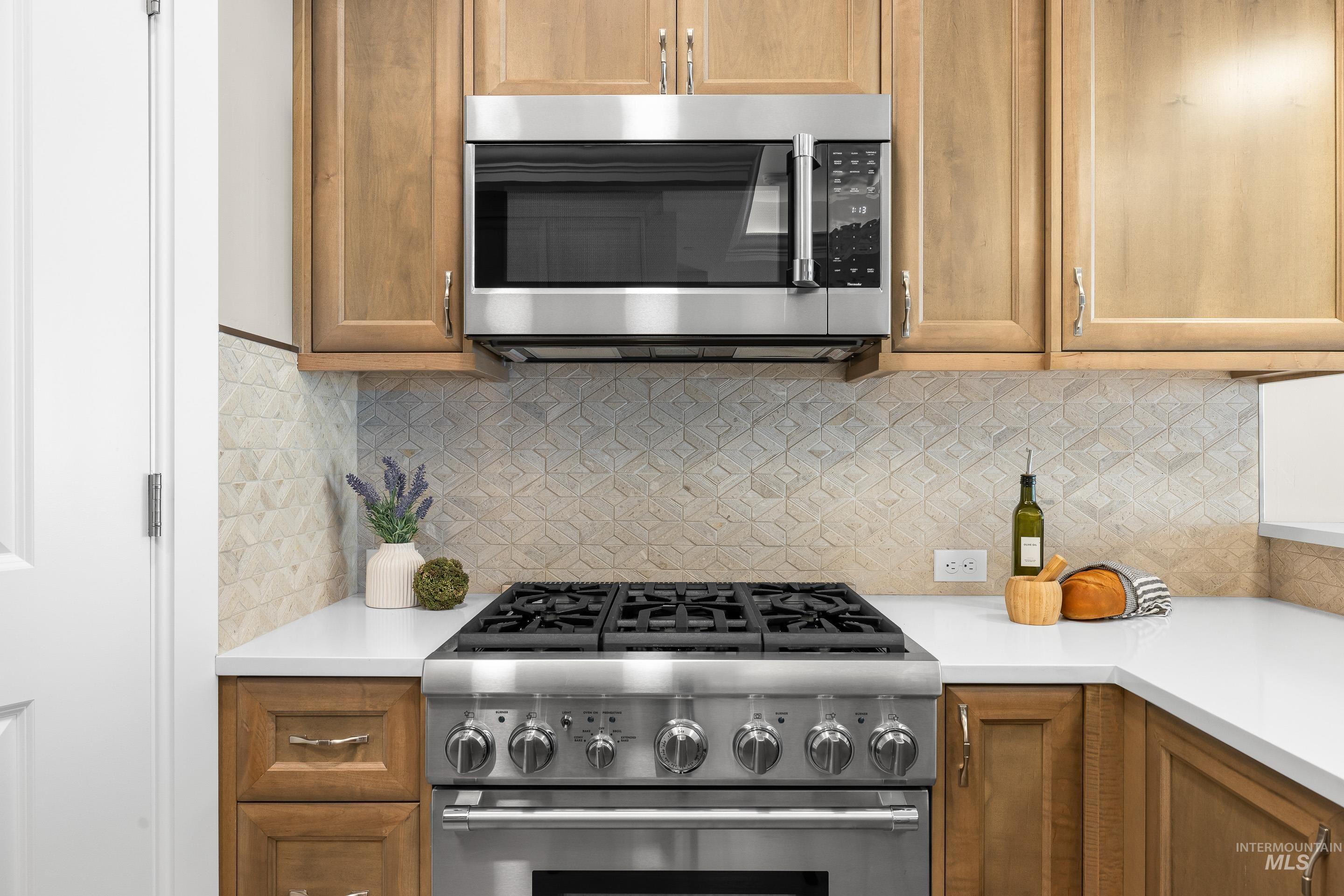 2967 W Crescent Rim Dr #206, Boise, Idaho 83706, 1 Bedroom, 1 Bathroom, Residential For Sale, Price $585,000, 98983113