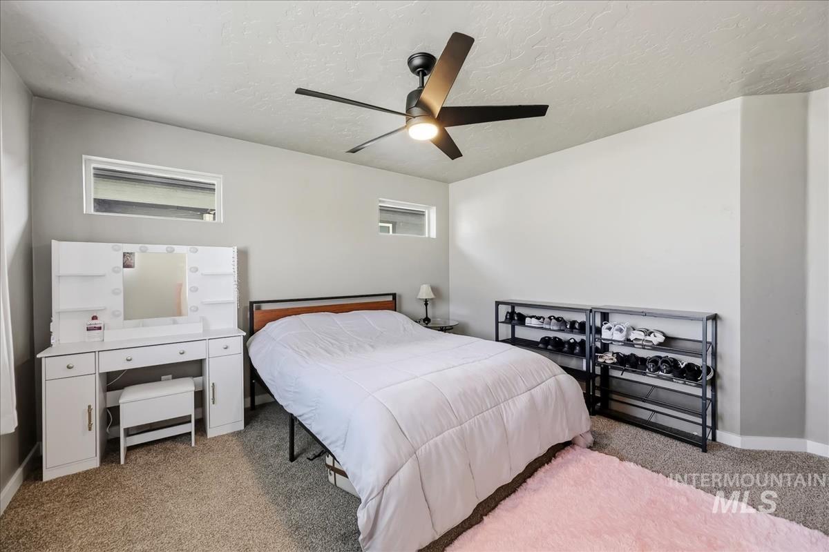 307 Crimson Circle South, Fruitland, Idaho 83619, 3 Bedrooms, 2 Bathrooms, Residential For Sale, Price $340,000,MLS 98983115