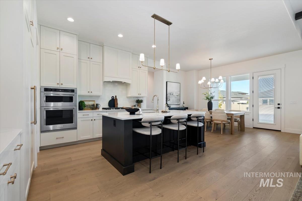 719 W Oak Springs Dr., Meridian, Idaho 83642, 4 Bedrooms, 3 Bathrooms, Residential For Sale, Price $874,880, 98983120