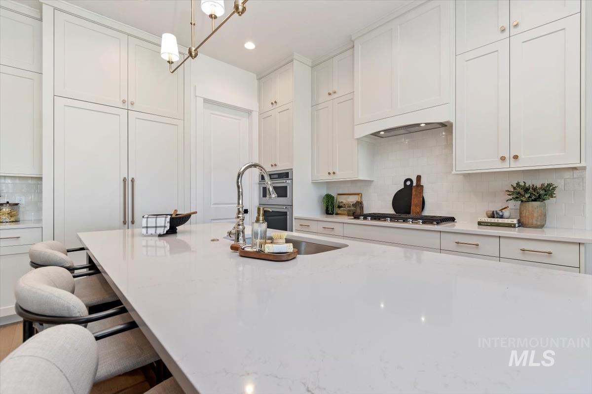 719 W Oak Springs Dr., Meridian, Idaho 83642, 4 Bedrooms, 3 Bathrooms, Residential For Sale, Price $874,880, 98983120