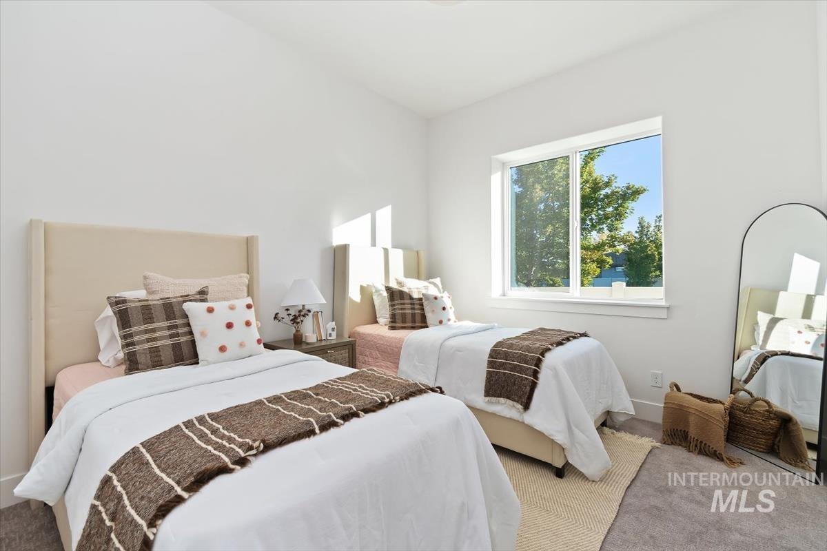 719 W Oak Springs Dr., Meridian, Idaho 83642, 4 Bedrooms, 3 Bathrooms, Residential For Sale, Price $874,880, 98983120