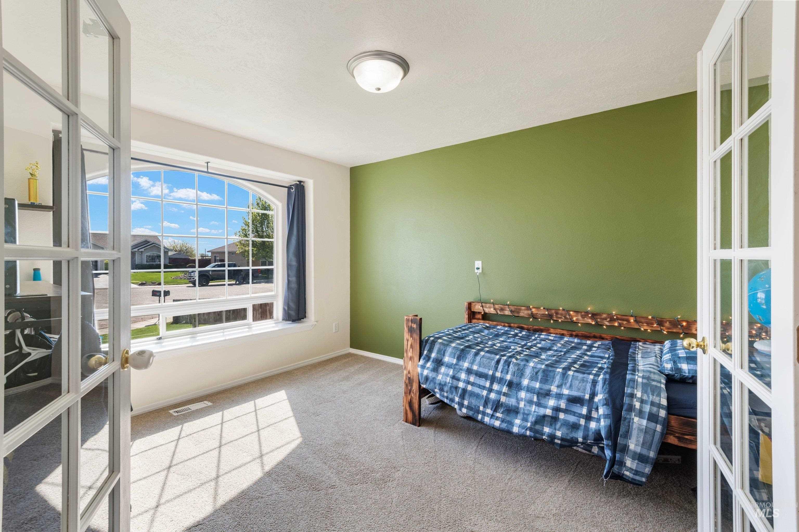 627 COLTON ST, New Plymouth, Idaho 83655, 3 Bedrooms, 2 Bathrooms, Residential For Sale, Price $379,900,MLS 98983121