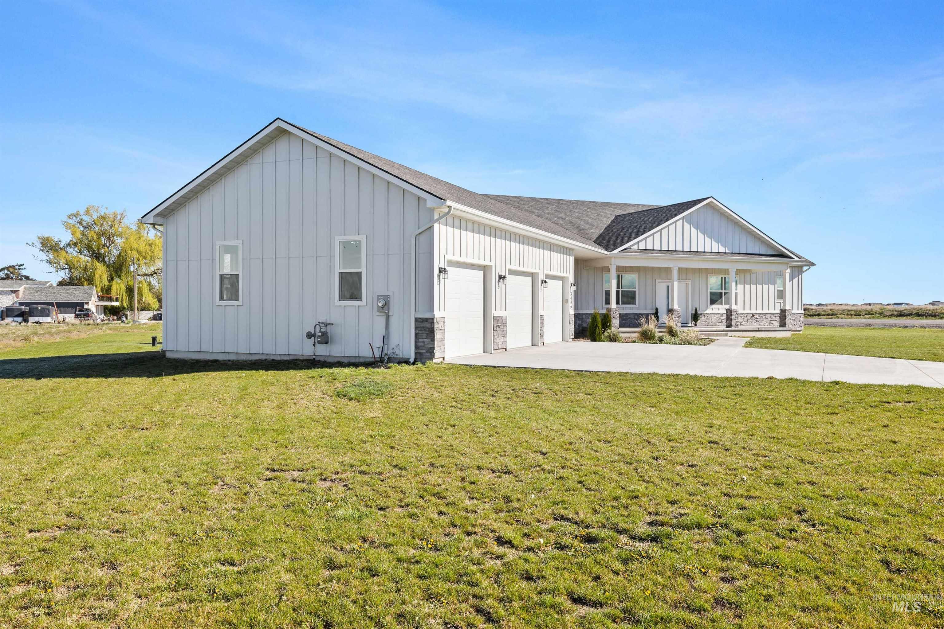 3496 E 3618 N, Kimberly, Idaho 83341, 4 Bedrooms, 3.5 Bathrooms, Residential For Sale, Price $689,900, 98983123