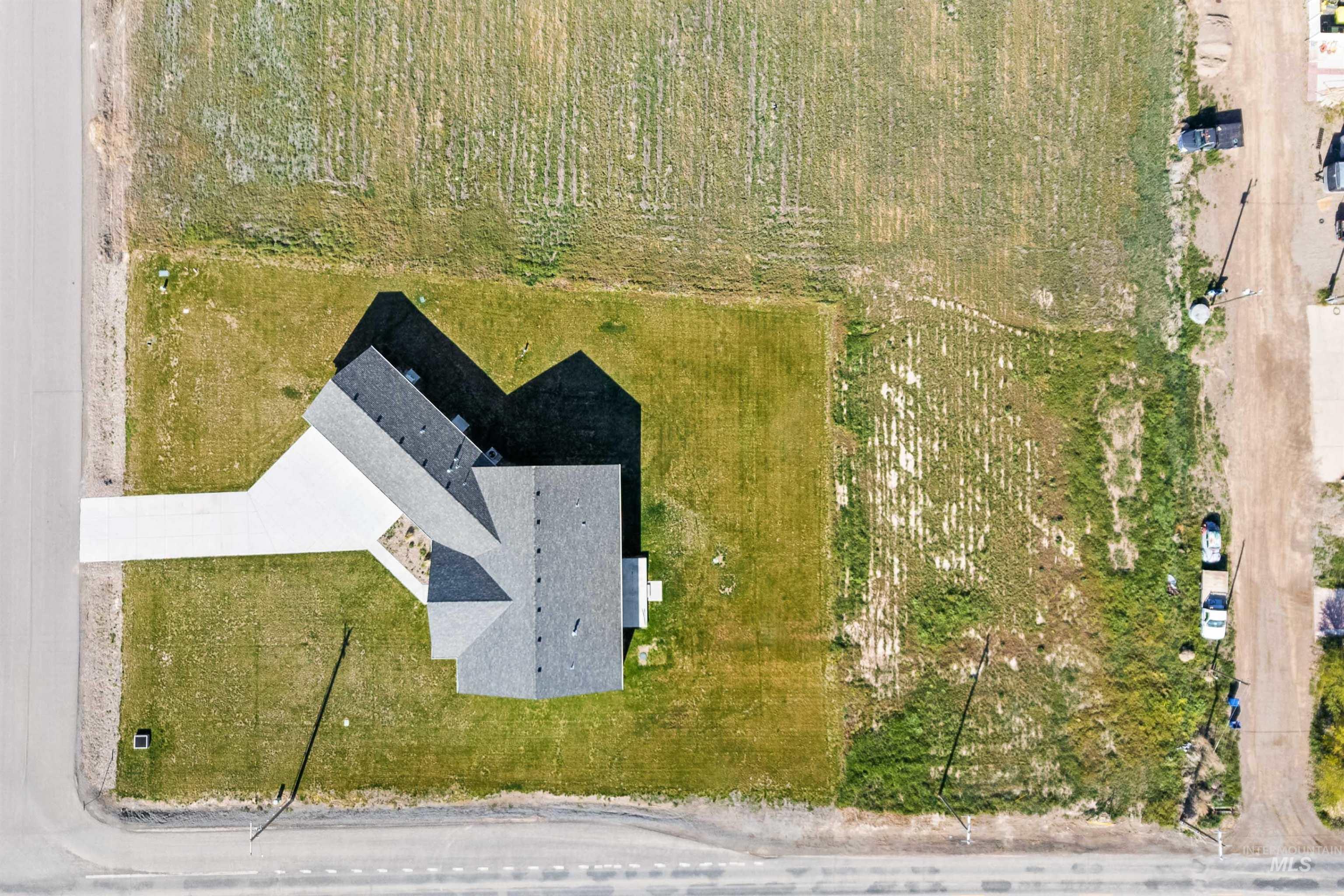 3496 E 3618 N, Kimberly, Idaho 83341, 4 Bedrooms, 3.5 Bathrooms, Residential For Sale, Price $689,900, 98983123