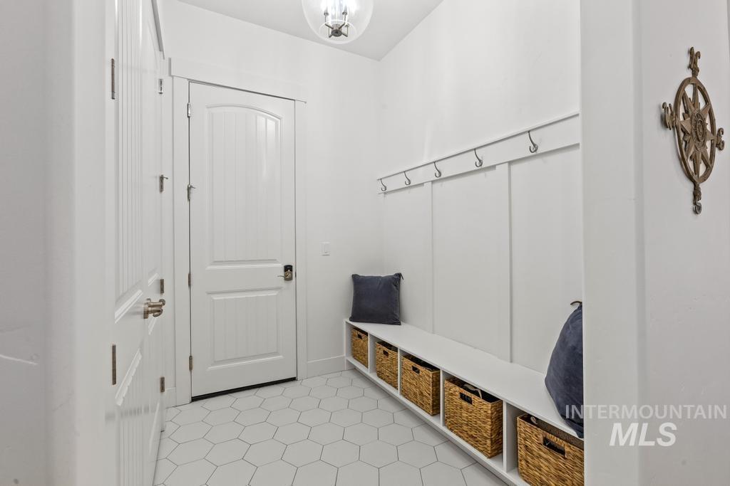 5921 Pioneer Trail Wy, Meridian, Idaho 83642, 4 Bedrooms, 3 Bathrooms, Residential For Sale, Price $839,900, 98983132