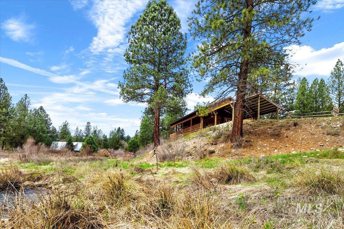 29 McIntyre Gulch Rd, Idaho City, Idaho 83631, 2 Bedrooms, 2.5 Bathrooms, Residential For Sale, Price $639,000, 98983134