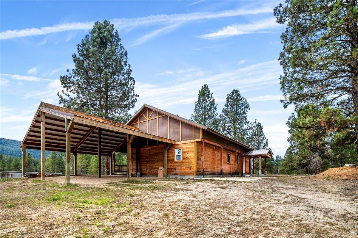 29 McIntyre Gulch Rd, Idaho City, Idaho 83631, 2 Bedrooms, 2.5 Bathrooms, Residential For Sale, Price $639,000, 98983134