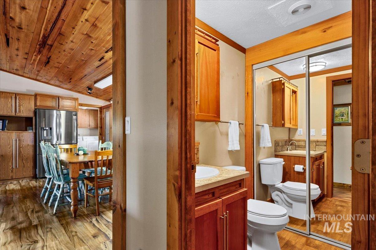 29 McIntyre Gulch Rd, Idaho City, Idaho 83631, 2 Bedrooms, 2.5 Bathrooms, Residential For Sale, Price $639,000, 98983134