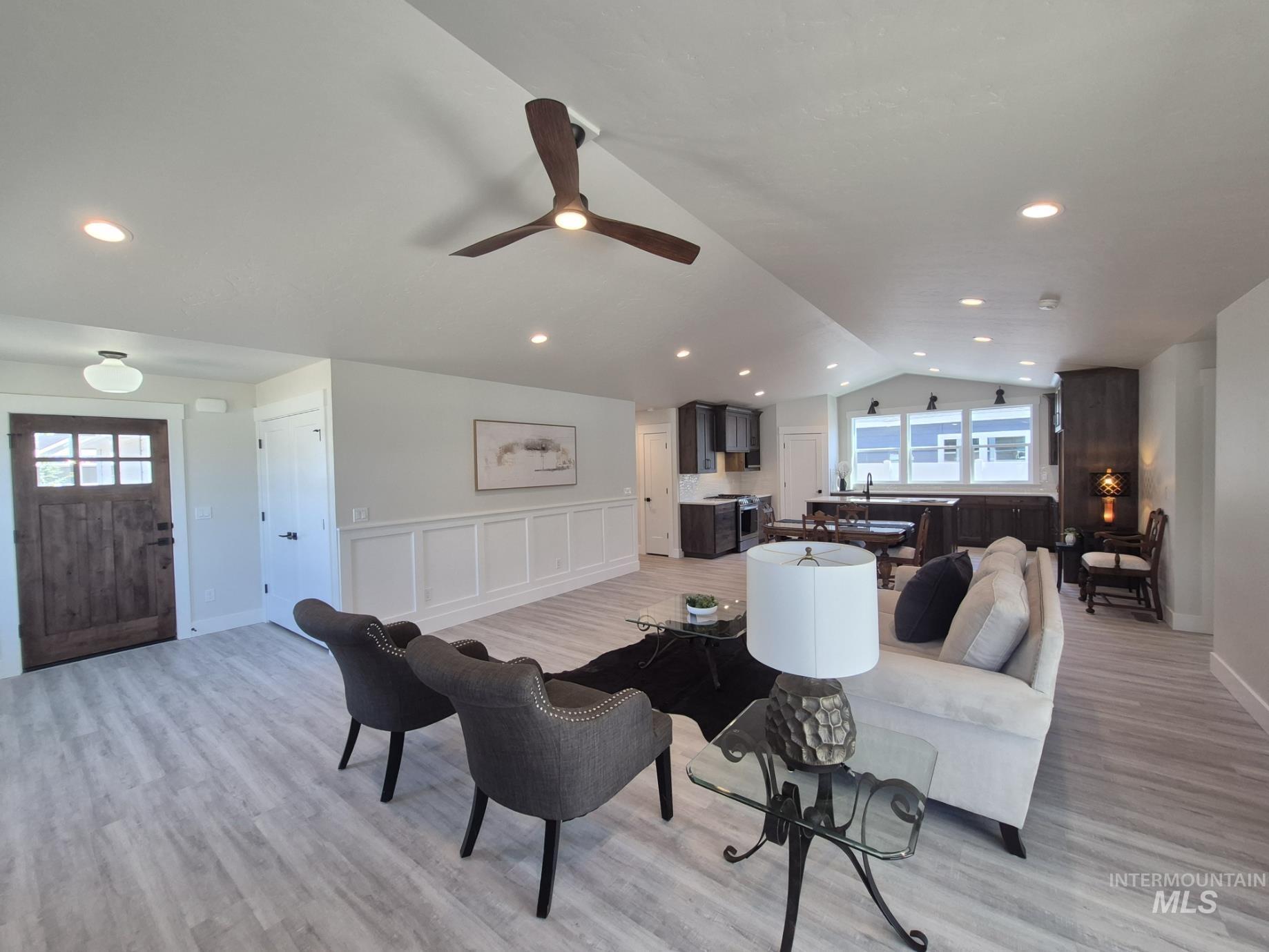 957 S Almond St., Nampa, Idaho 83686, 3 Bedrooms, 2 Bathrooms, Residential For Sale, Price $449,900,MLS 98983136