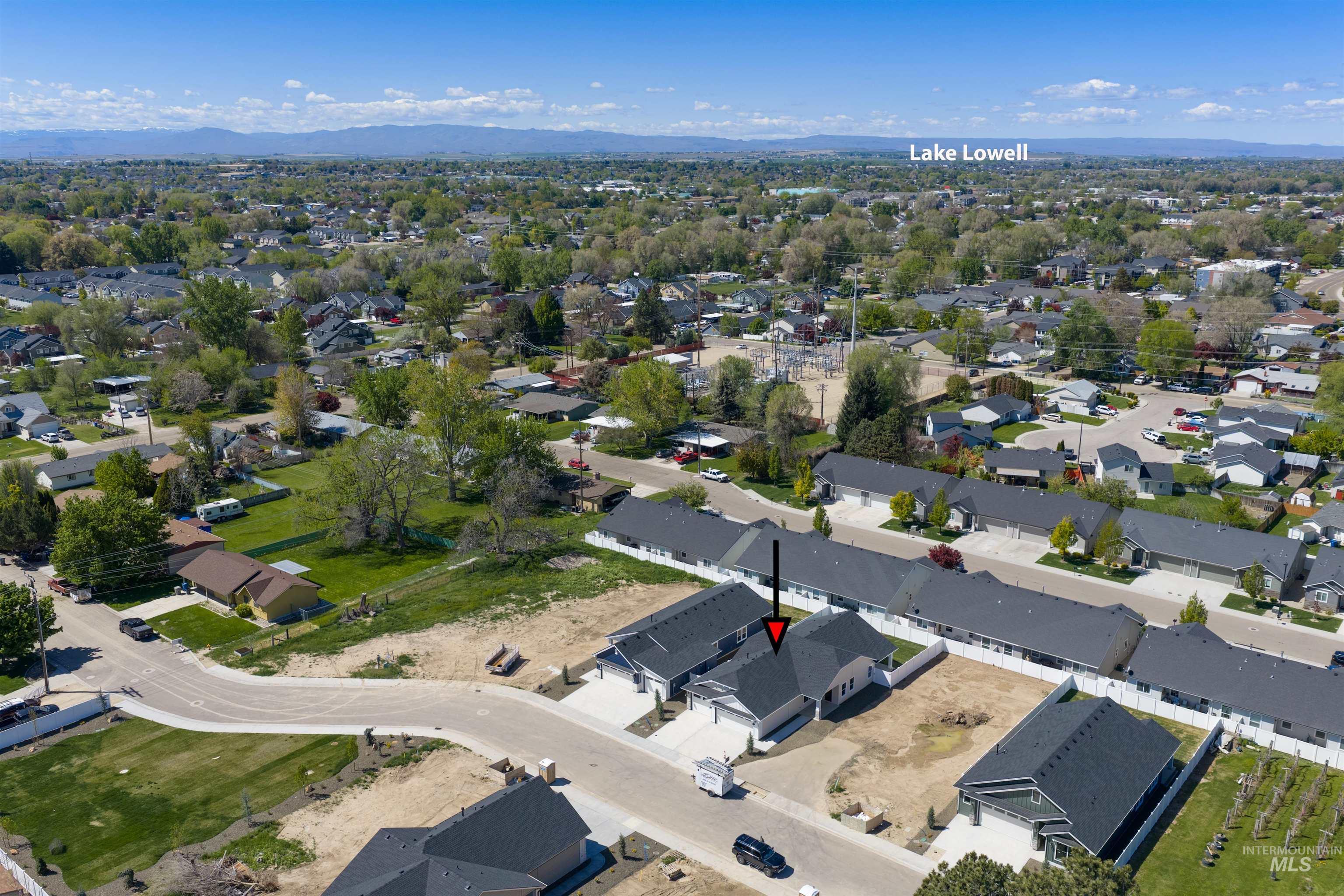 957 S Almond St., Nampa, Idaho 83686, 3 Bedrooms, 2 Bathrooms, Residential For Sale, Price $449,900,MLS 98983136