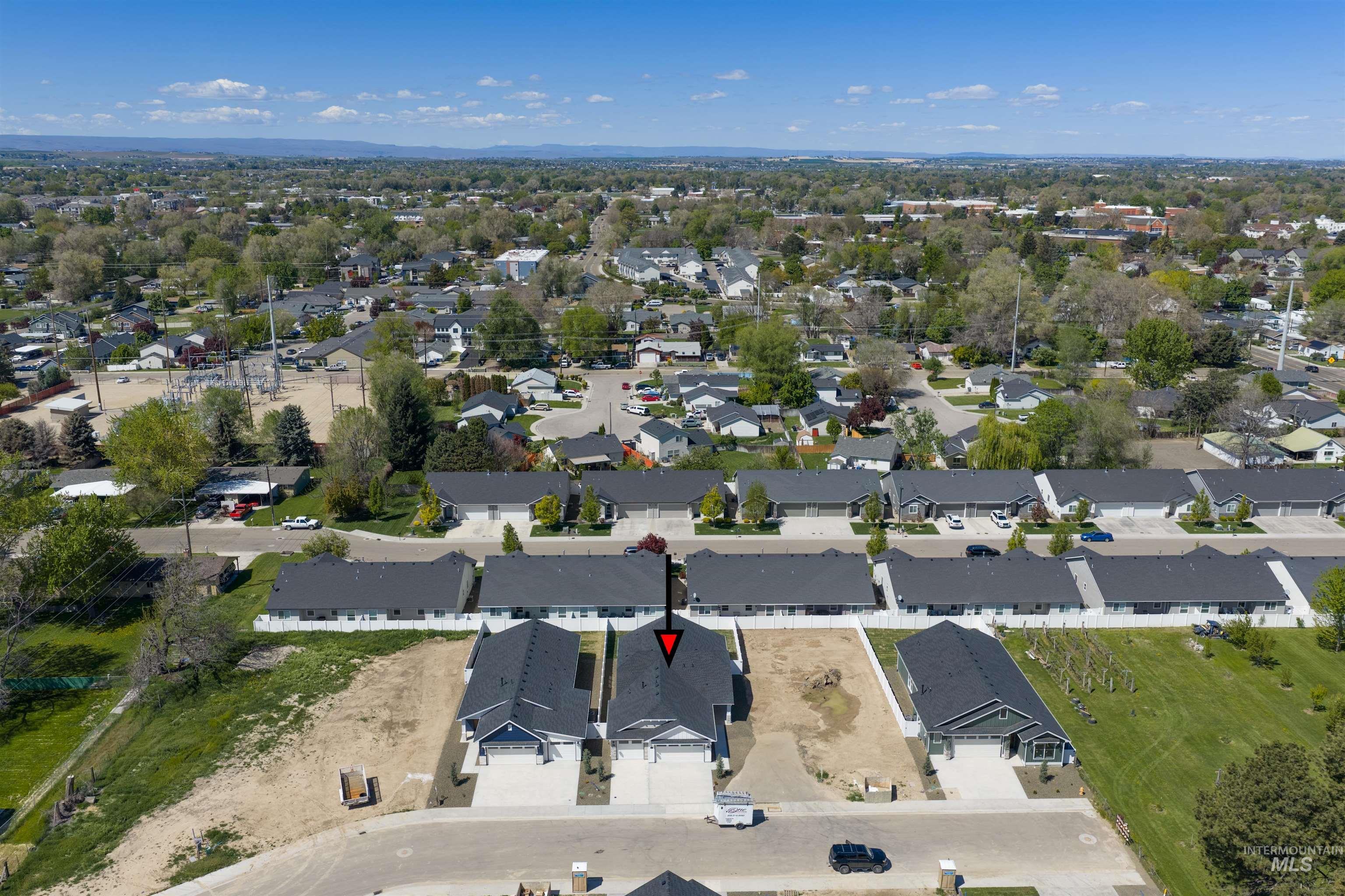 957 S Almond St., Nampa, Idaho 83686, 3 Bedrooms, 2 Bathrooms, Residential For Sale, Price $449,900,MLS 98983136