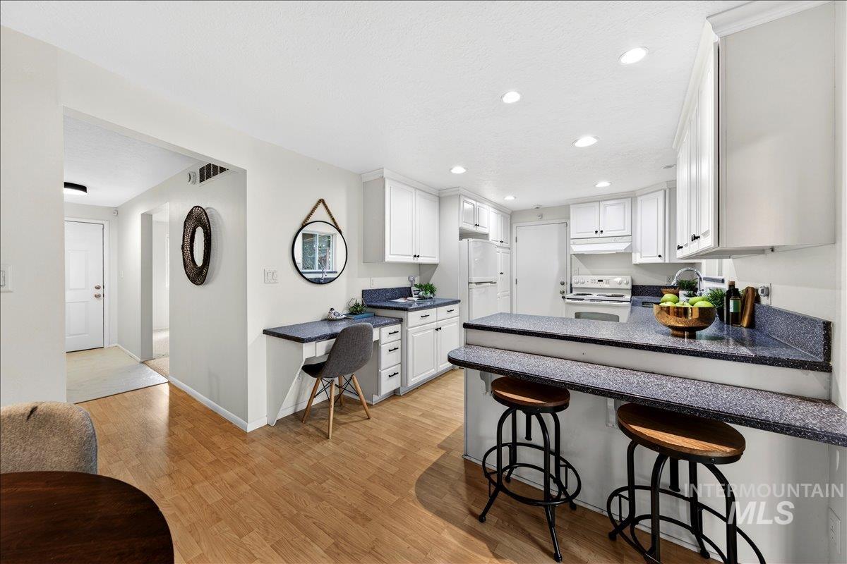 2907 N Grandee St, Boise, Idaho 83704, 4 Bedrooms, 2 Bathrooms, Residential For Sale, Price $559,000, 98983137