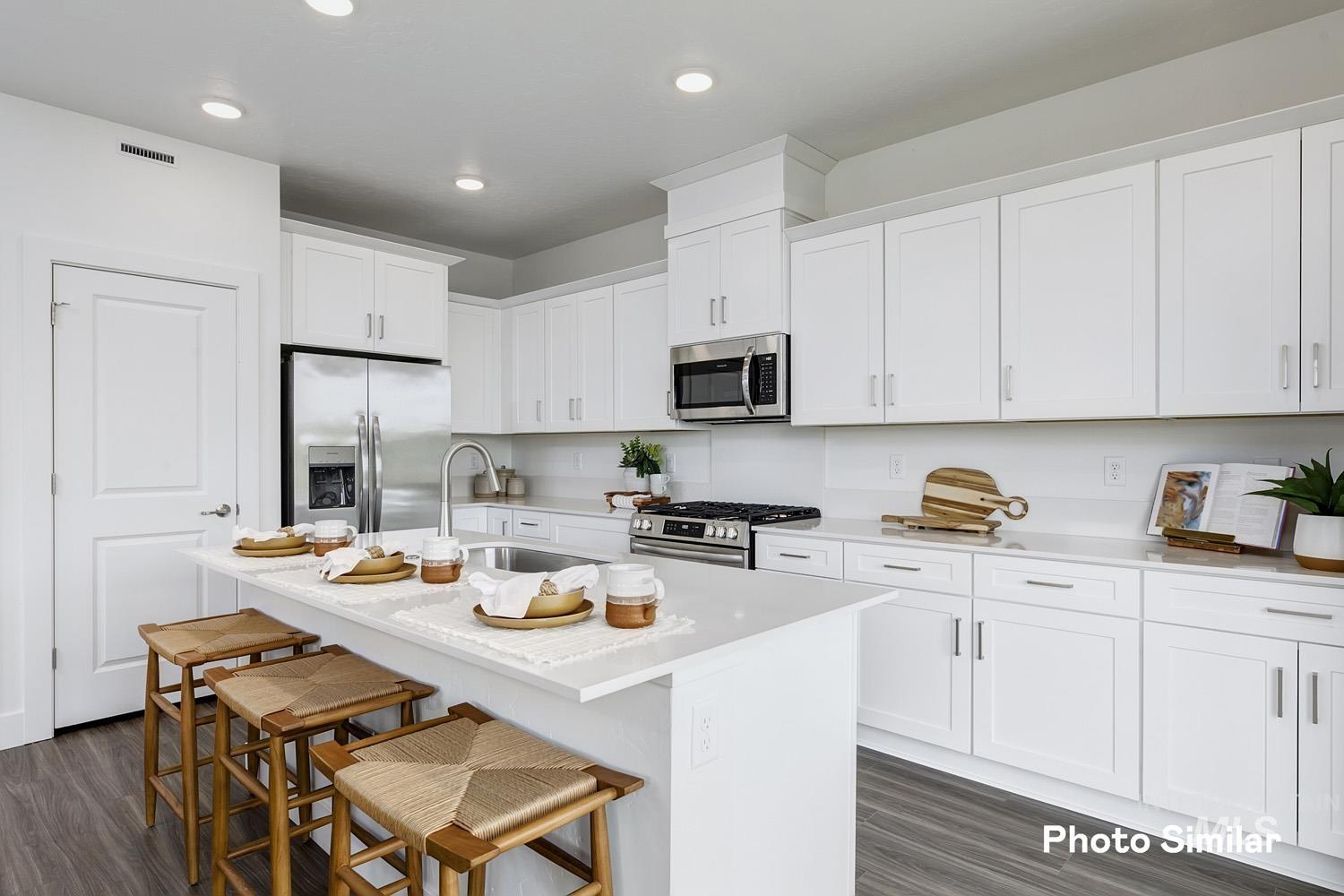 1701 N Big Star Ave, Eagle, Idaho 83616, 3 Bedrooms, 2.5 Bathrooms, Residential For Sale, Price $448,900, 98983138