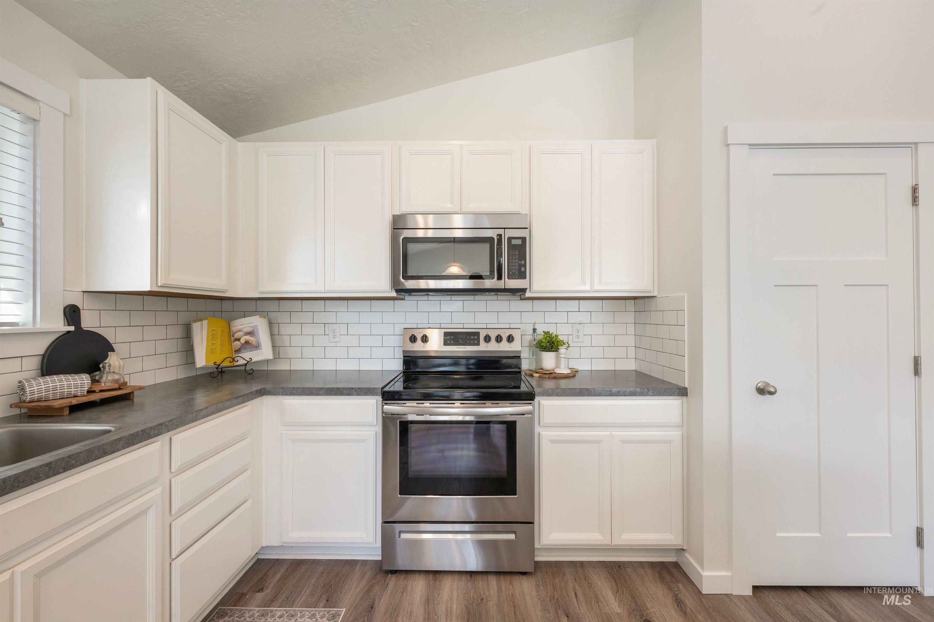 3534 S Avondale Avenue, Nampa, Idaho 83686, 3 Bedrooms, 2 Bathrooms, Residential For Sale, Price $415,000, 98983139