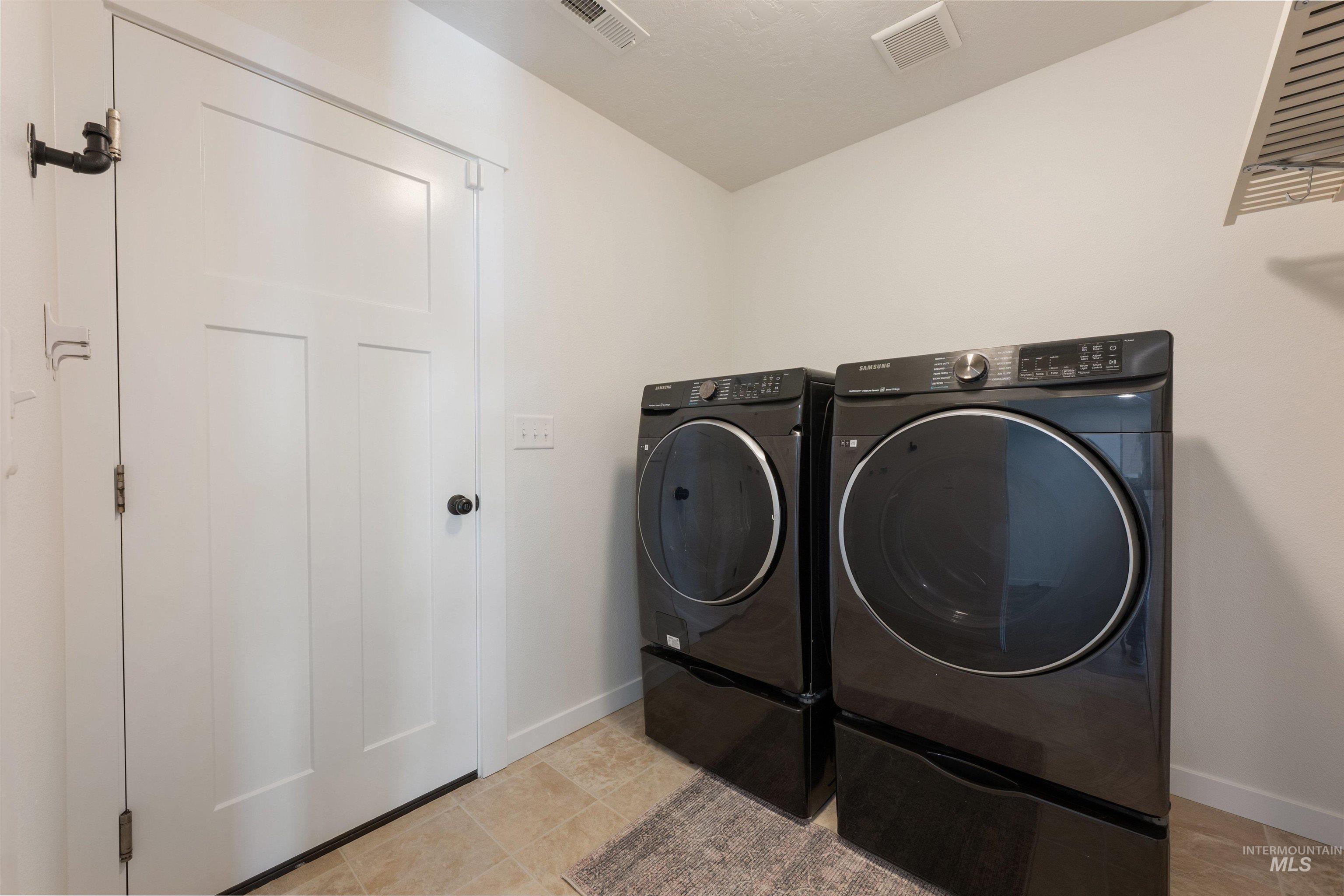 3534 S Avondale Avenue, Nampa, Idaho 83686, 3 Bedrooms, 2 Bathrooms, Residential For Sale, Price $415,000, 98983139