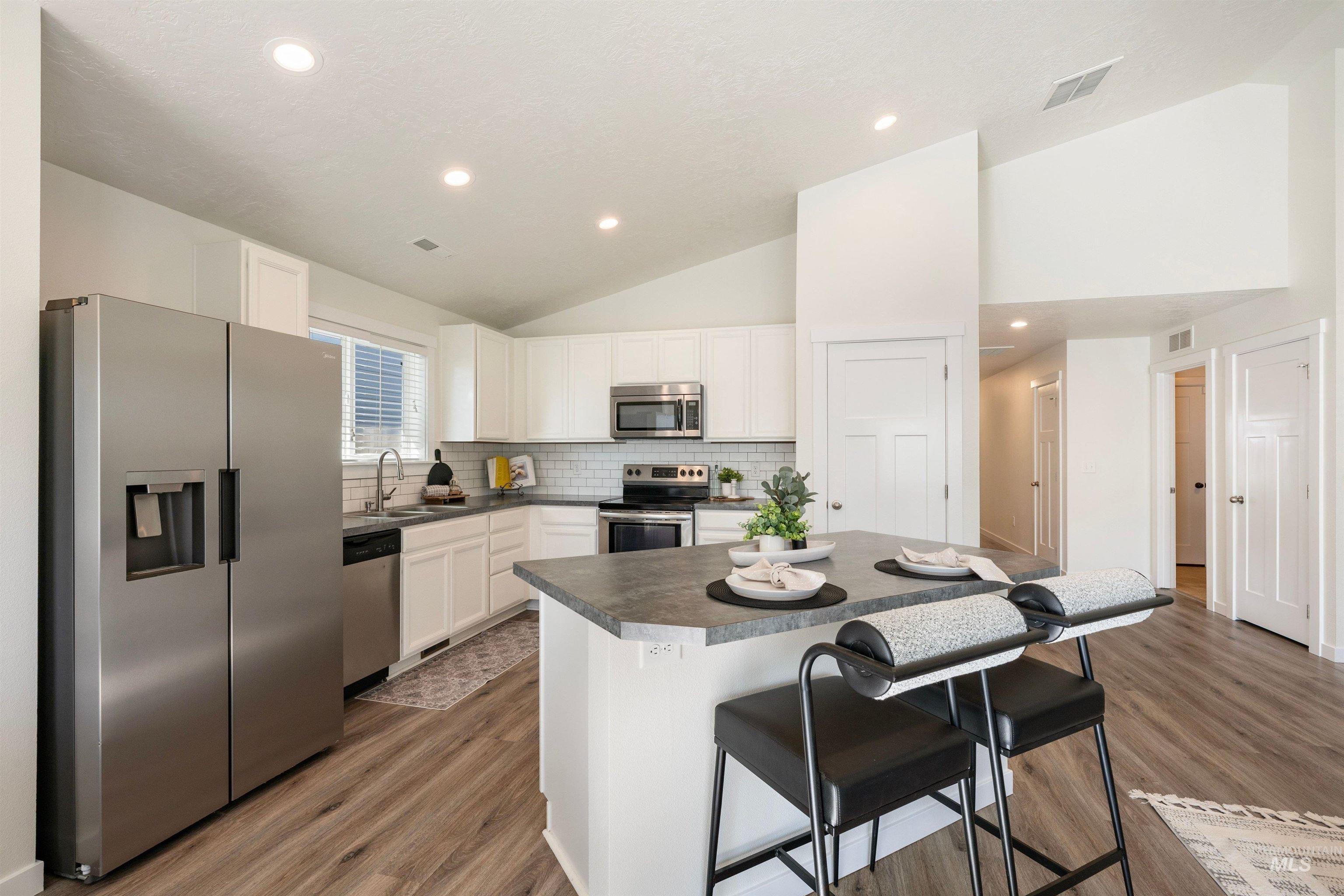 3534 S Avondale Avenue, Nampa, Idaho 83686, 3 Bedrooms, 2 Bathrooms, Residential For Sale, Price $415,000, 98983139