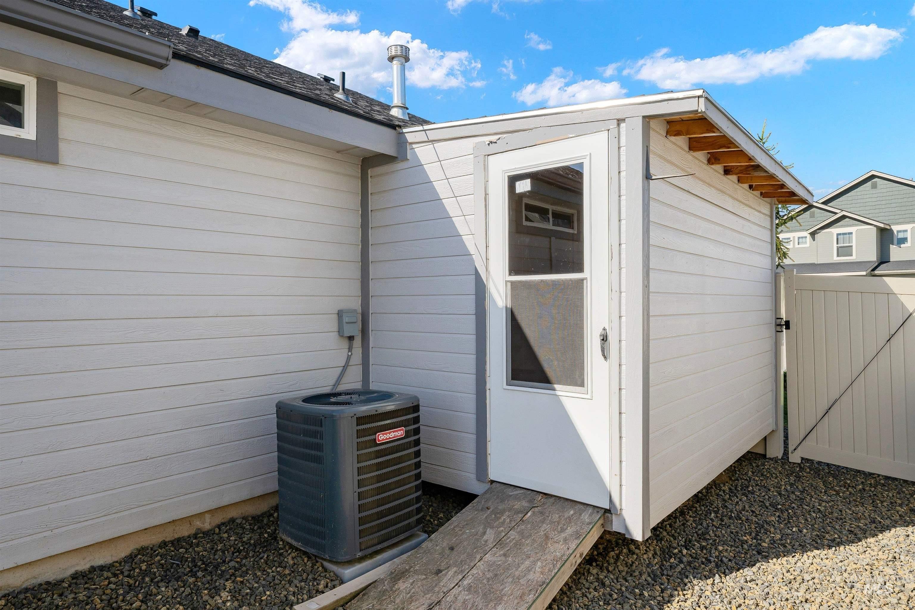 3534 S Avondale Avenue, Nampa, Idaho 83686, 3 Bedrooms, 2 Bathrooms, Residential For Sale, Price $415,000, 98983139