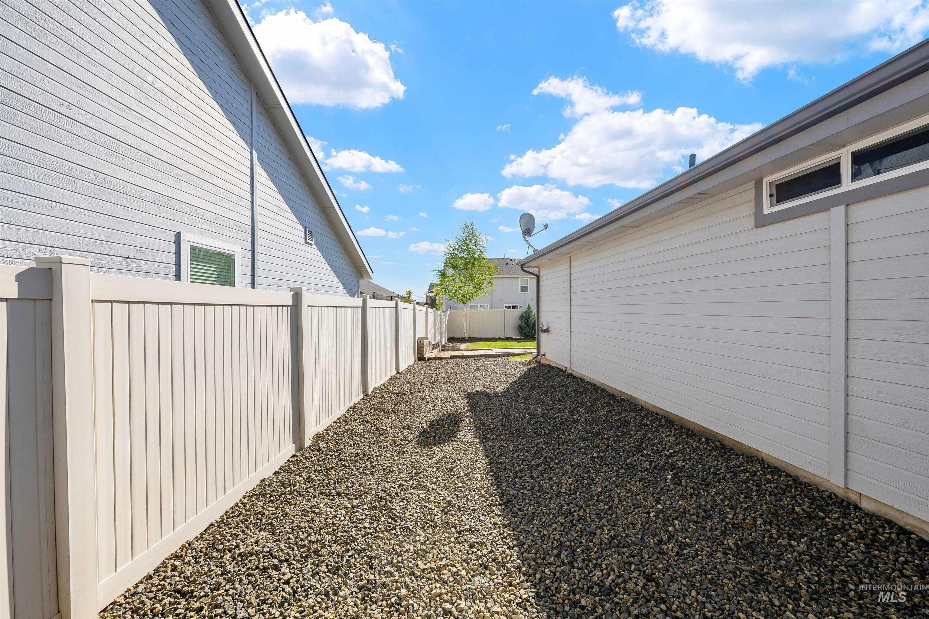 3534 S Avondale Avenue, Nampa, Idaho 83686, 3 Bedrooms, 2 Bathrooms, Residential For Sale, Price $415,000, 98983139