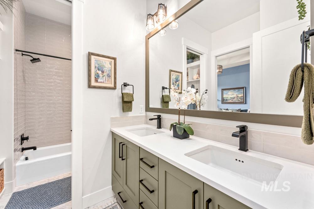 4936 W Tia Inez St, Eagle, Idaho 83616, 4 Bedrooms, 3.5 Bathrooms, Residential For Sale, Price $1,345,000,MLS 98983141