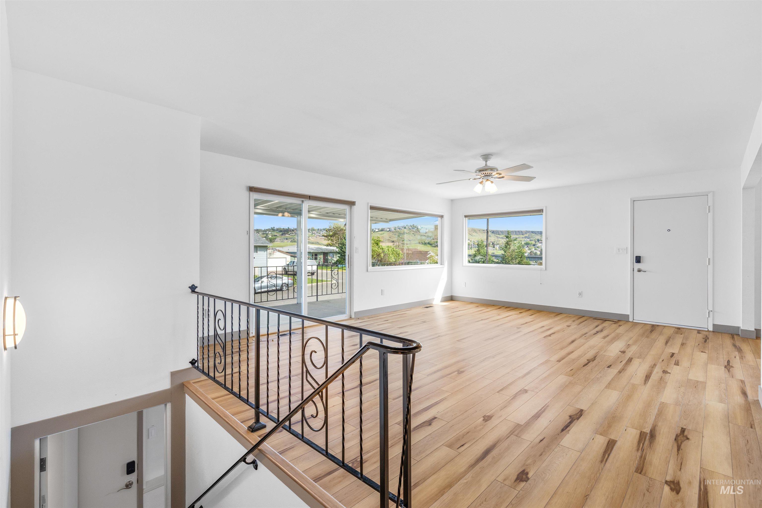 1540 Lydon Ct, Clarkston, Washington 99403, 4 Bedrooms, 2 Bathrooms, Residential For Sale, Price $453,000, 98983142