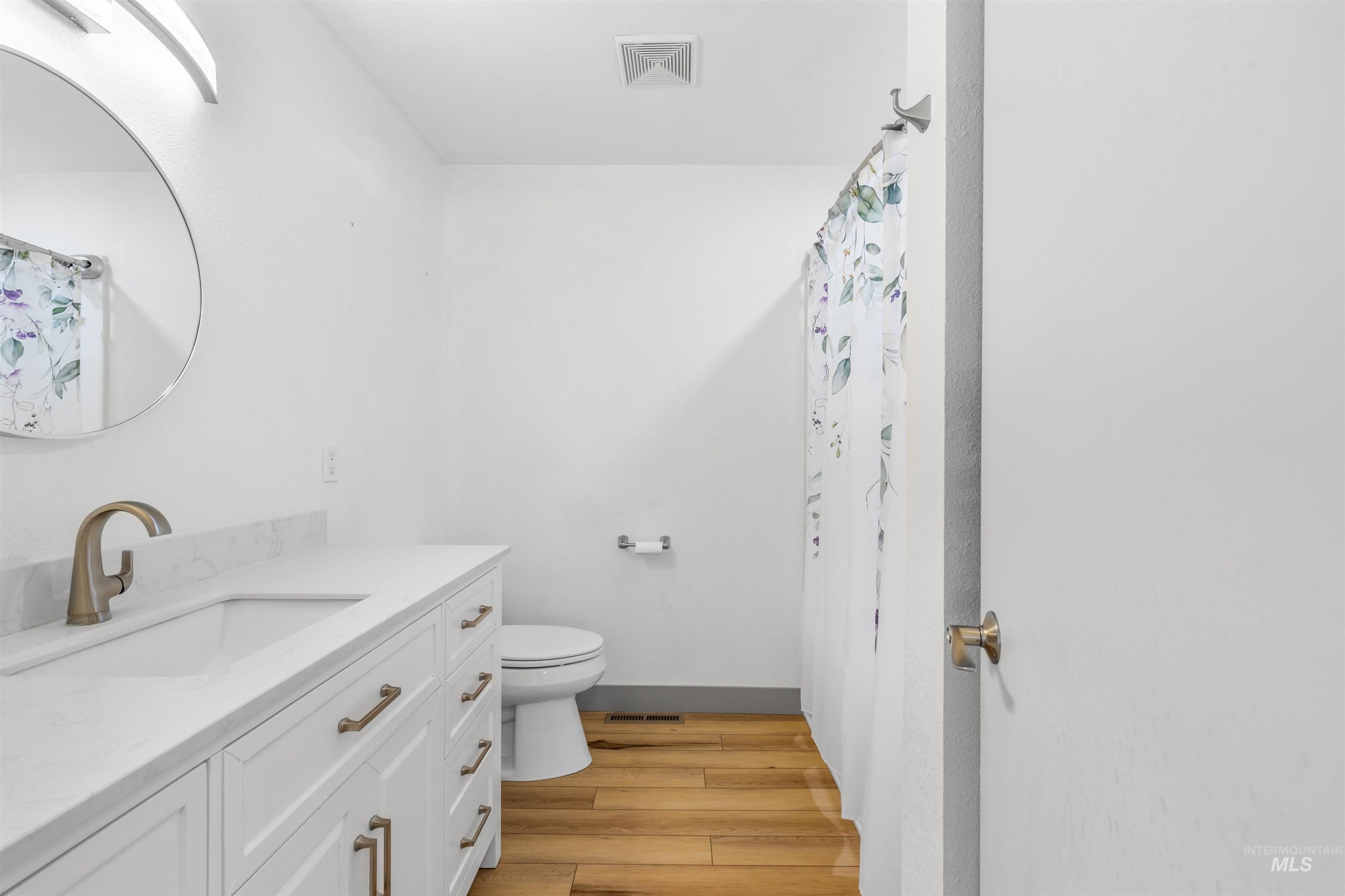 1540 Lydon Ct, Clarkston, Washington 99403, 4 Bedrooms, 2 Bathrooms, Residential For Sale, Price $453,000, 98983142