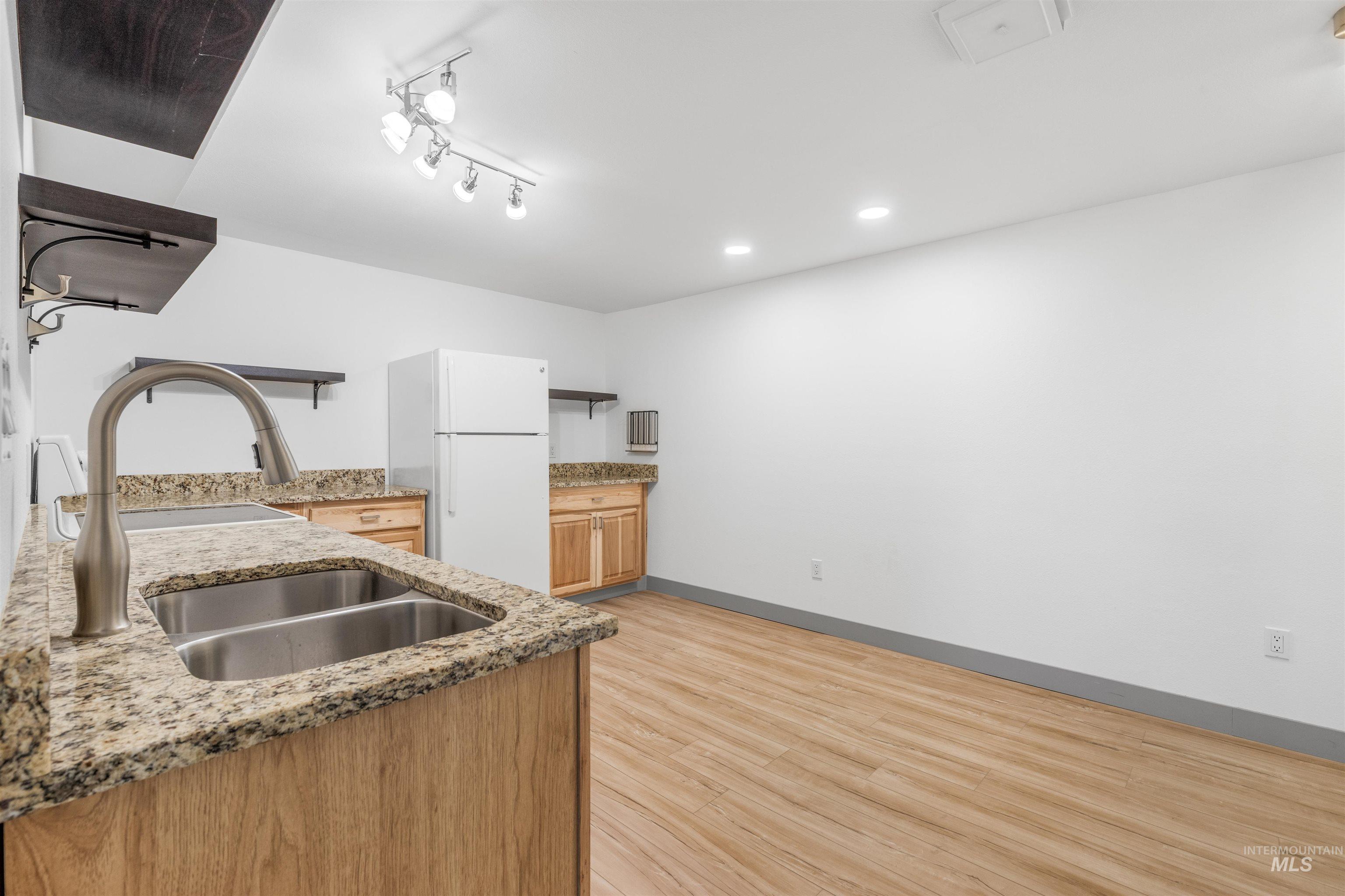 1540 Lydon Ct, Clarkston, Washington 99403, 4 Bedrooms, 2 Bathrooms, Residential For Sale, Price $453,000, 98983142